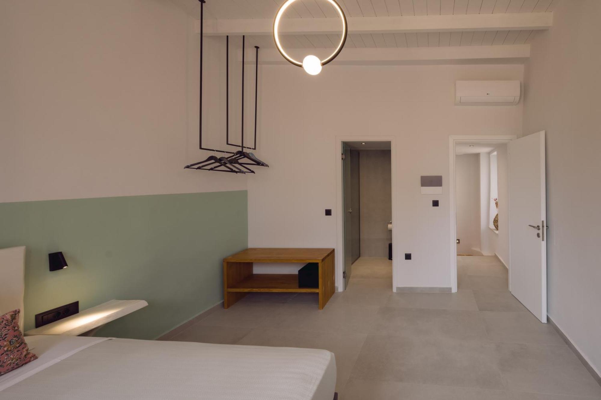 Arch Home, Luxury With Private Parking Holiday home