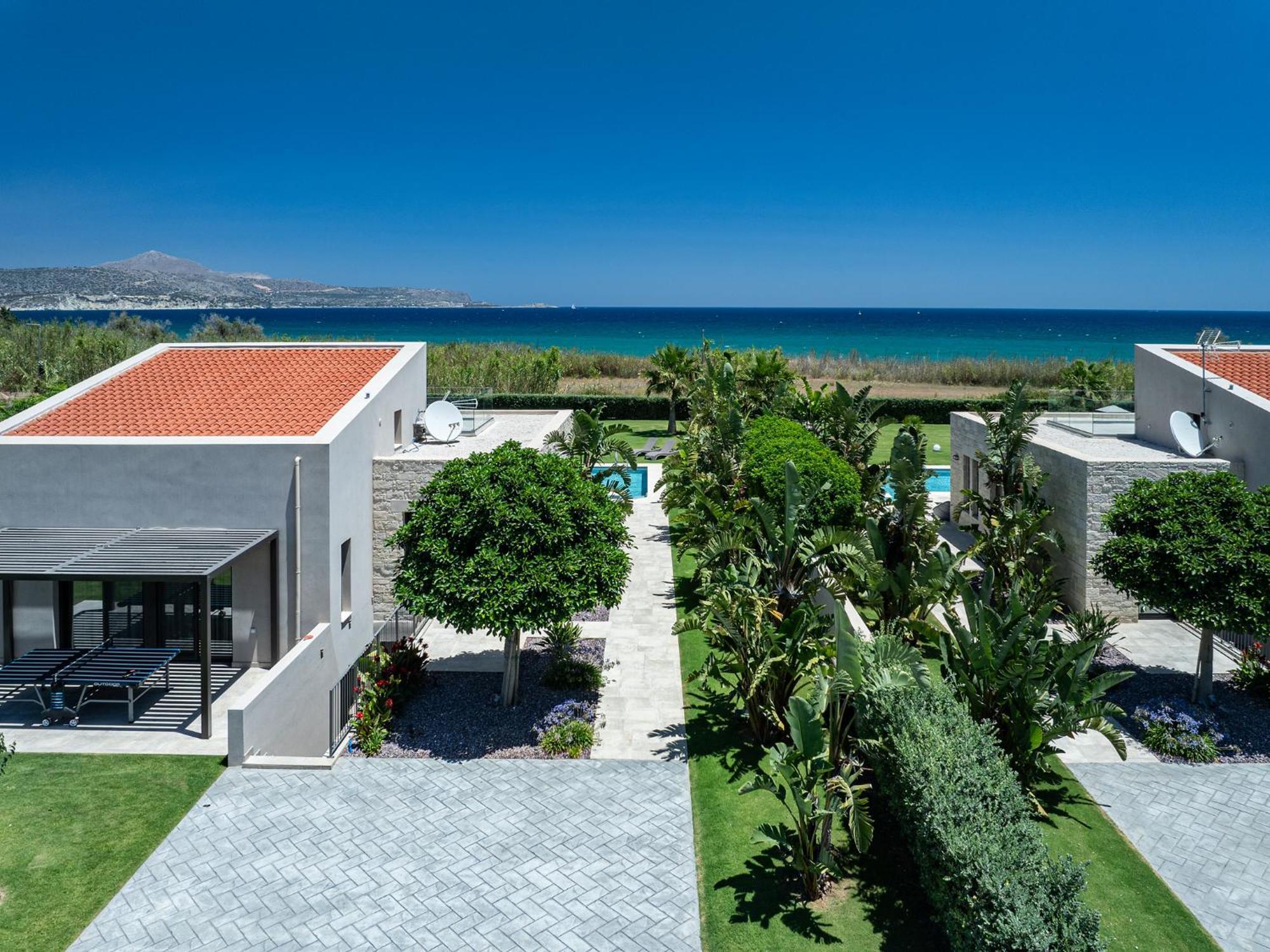 Iniada Chrissi Akti Chania