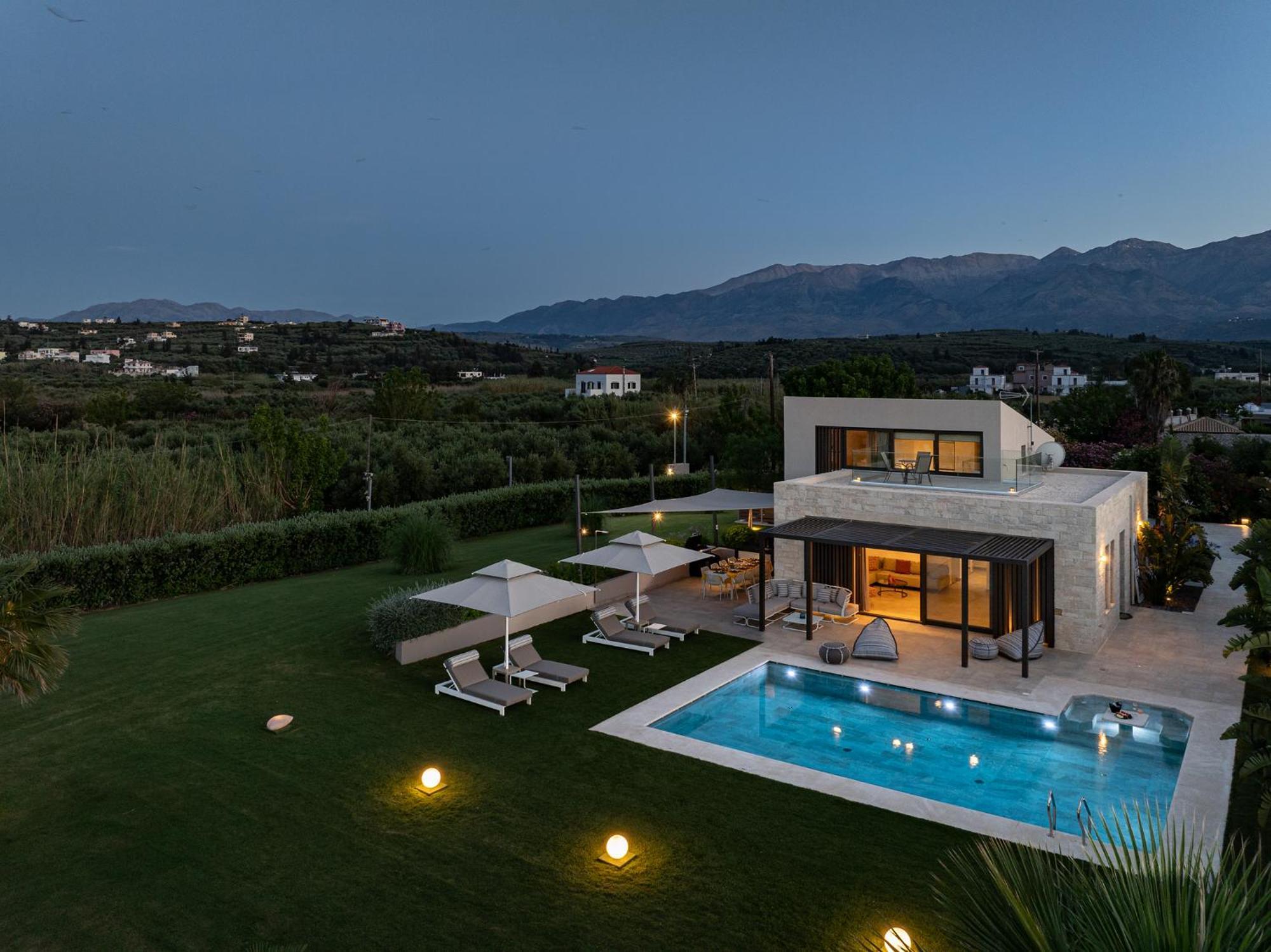 Iniada * Chania (Crete)