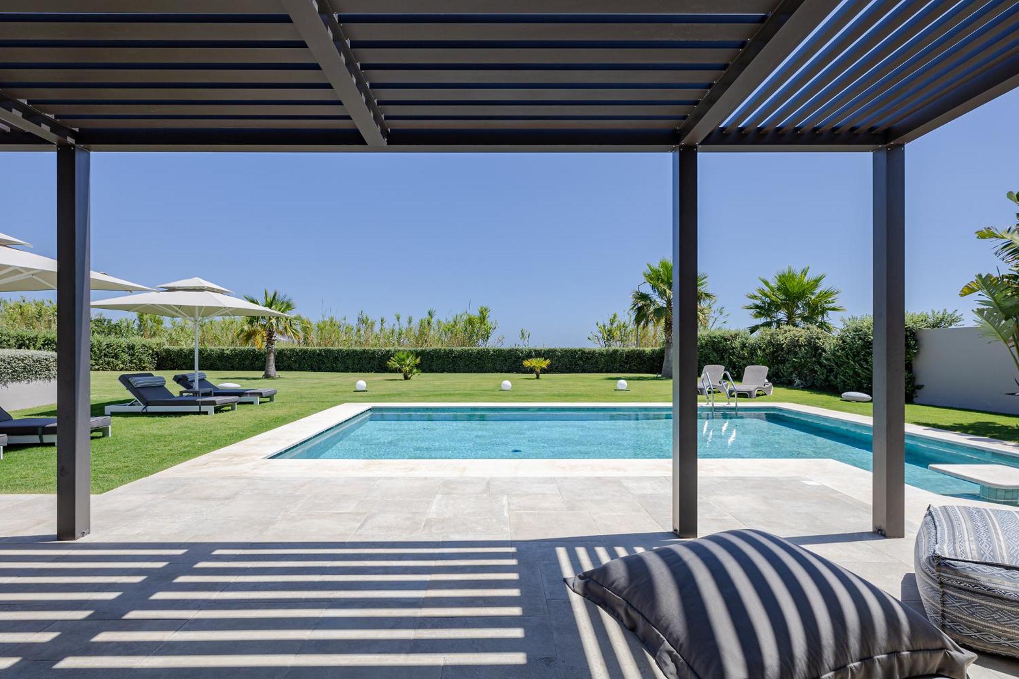Iniada Villa