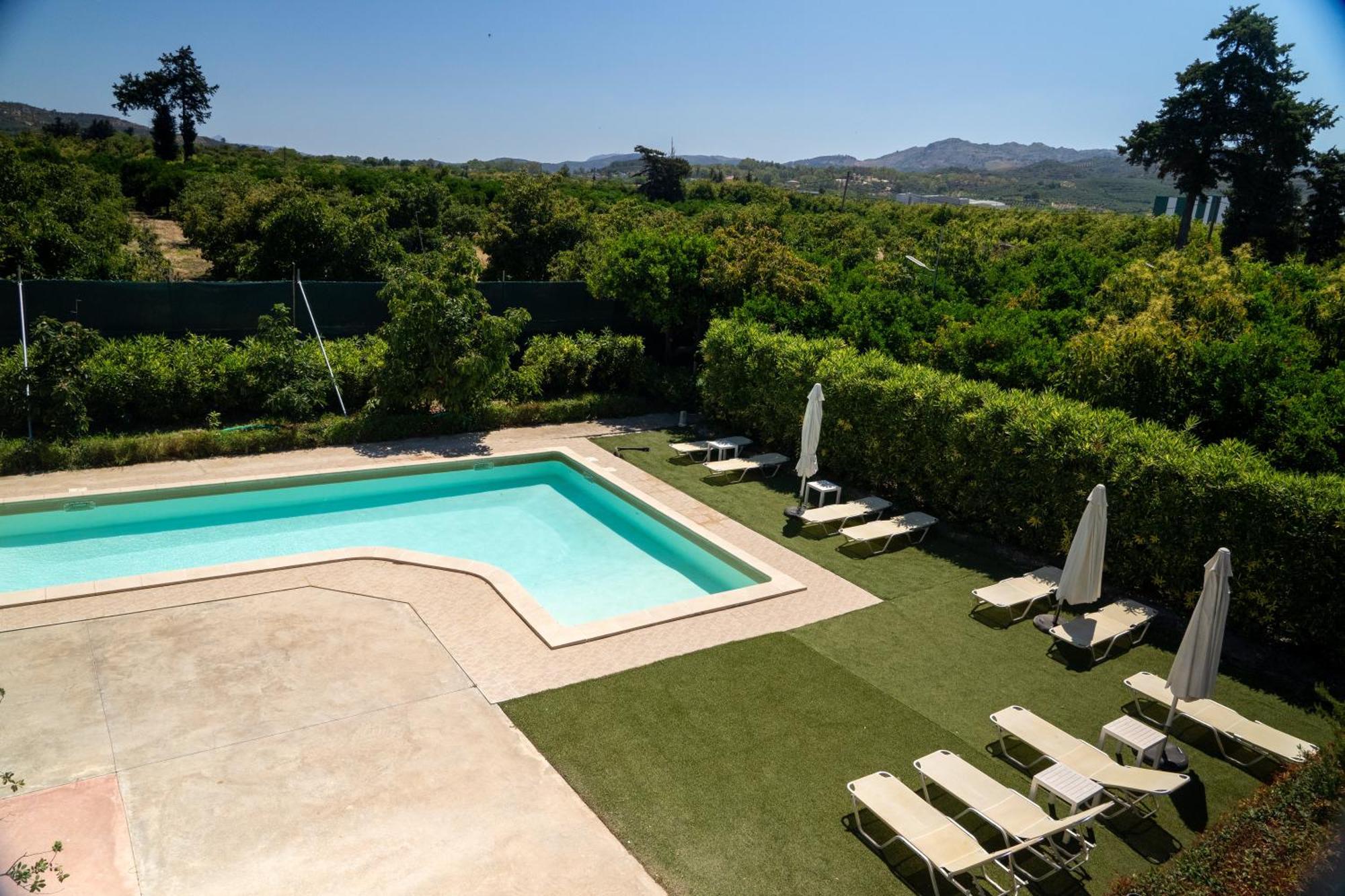 Villa Orange Near Platanias *