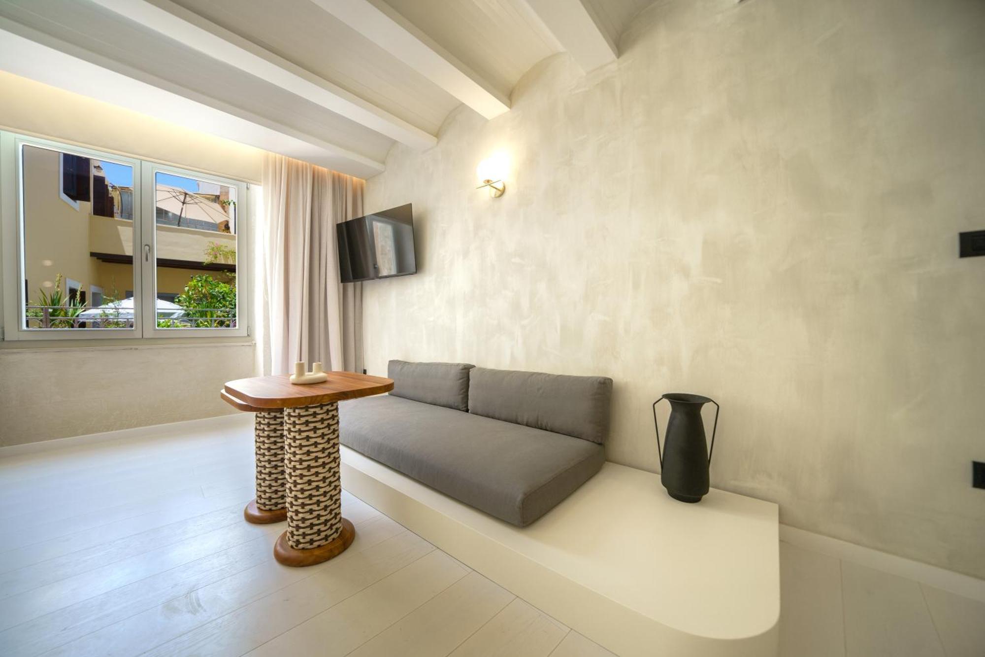 Amelia Luxury Old Town Apartment *