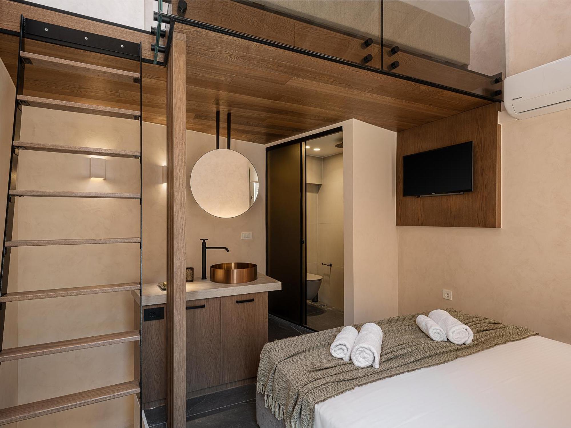 Monk 27 - Next To Old Venetian Harbor Holiday home *