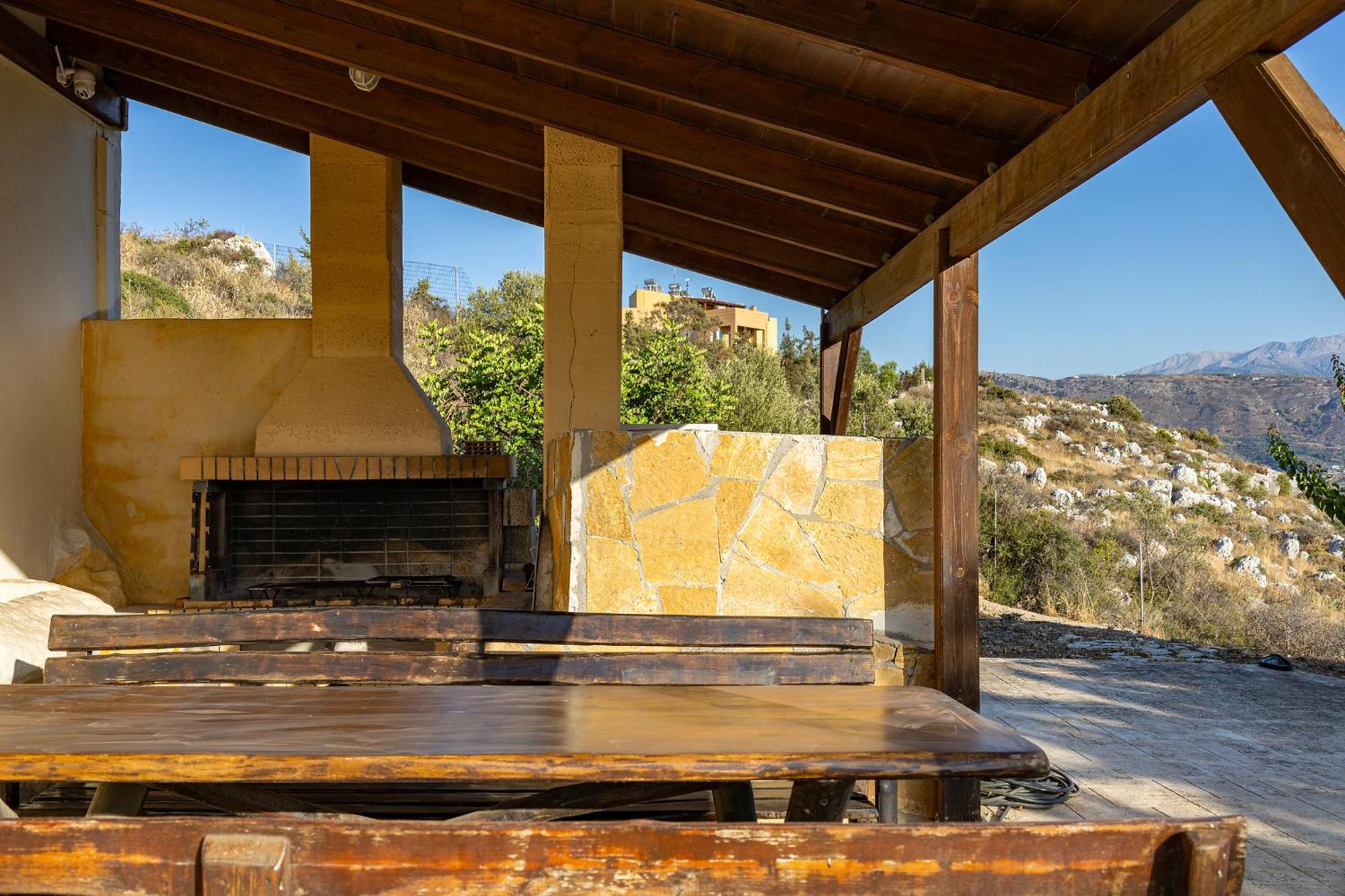 Villa Karmilos Hill *