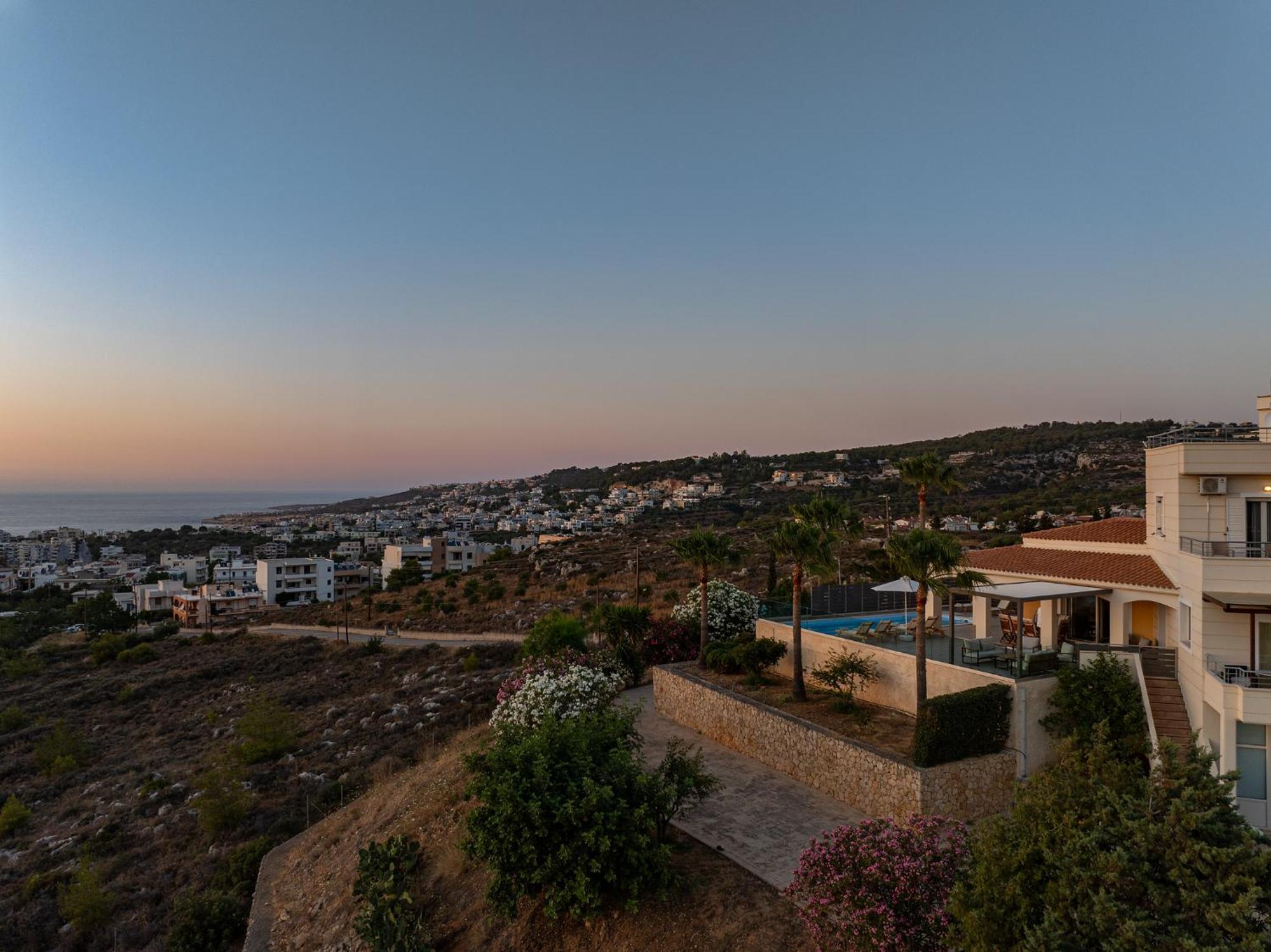 Karmilos Hill Villa