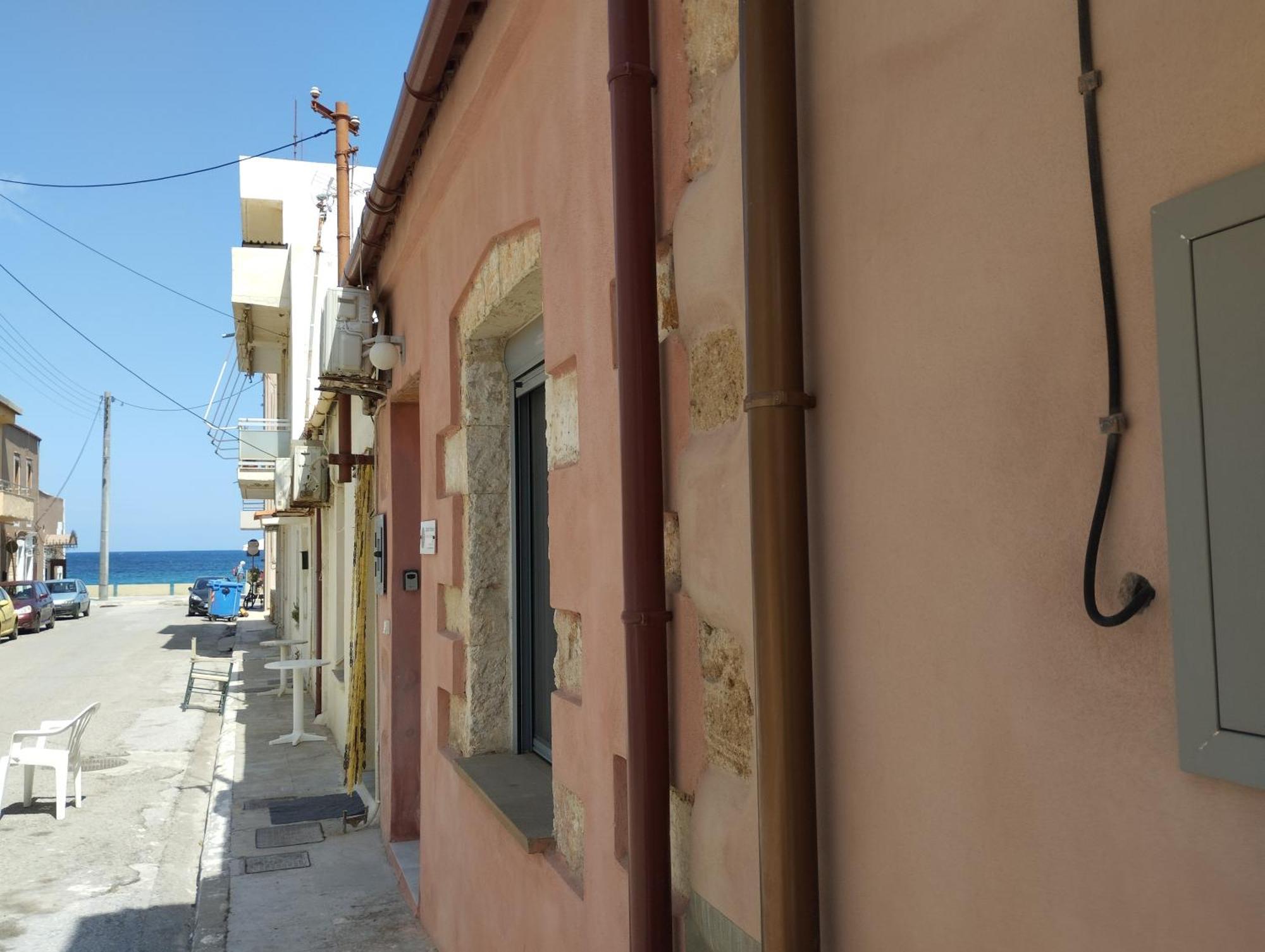 Holiday home Spartis House 50m From The