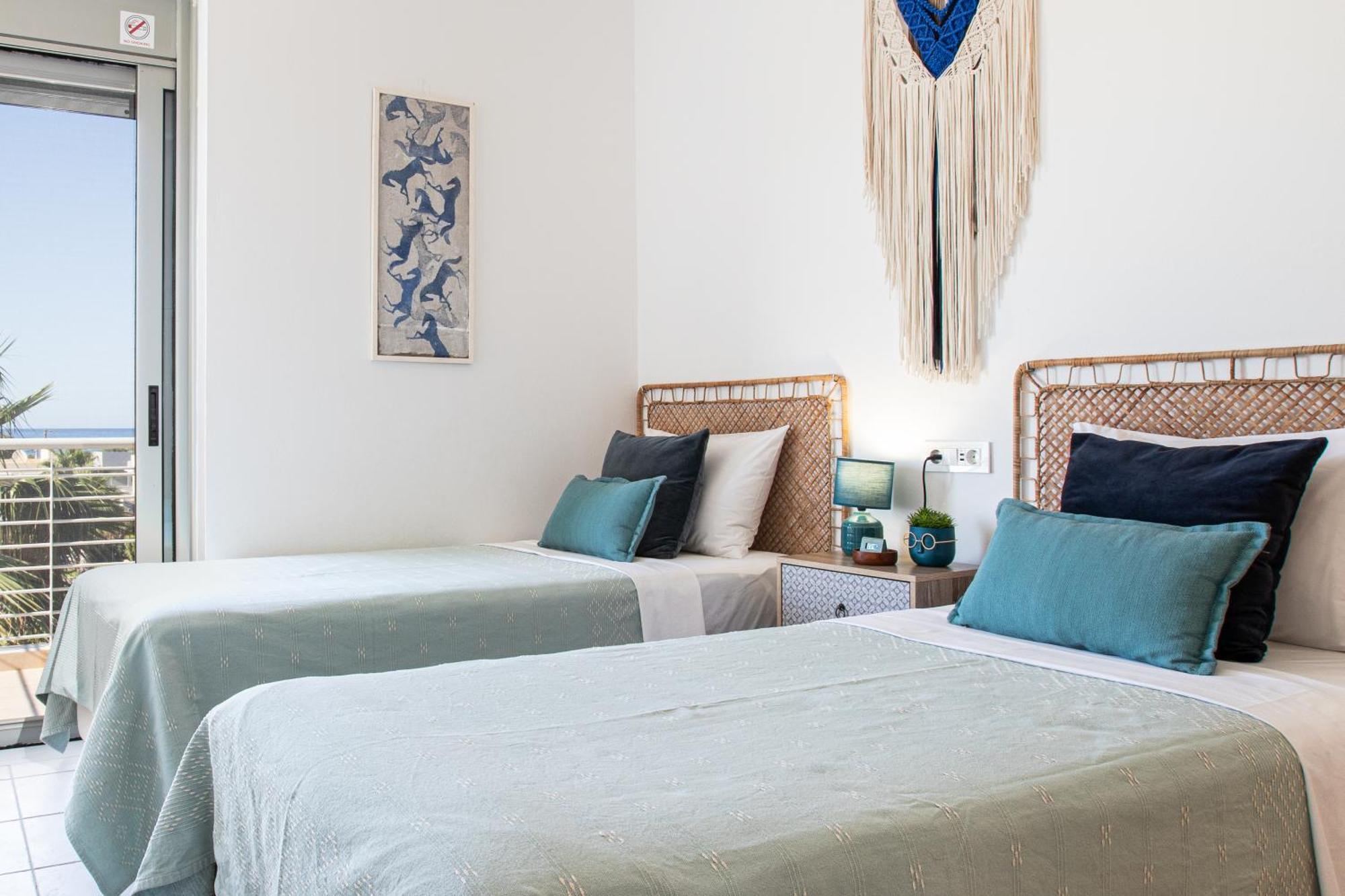 Apartment Maleme Yoga Blue