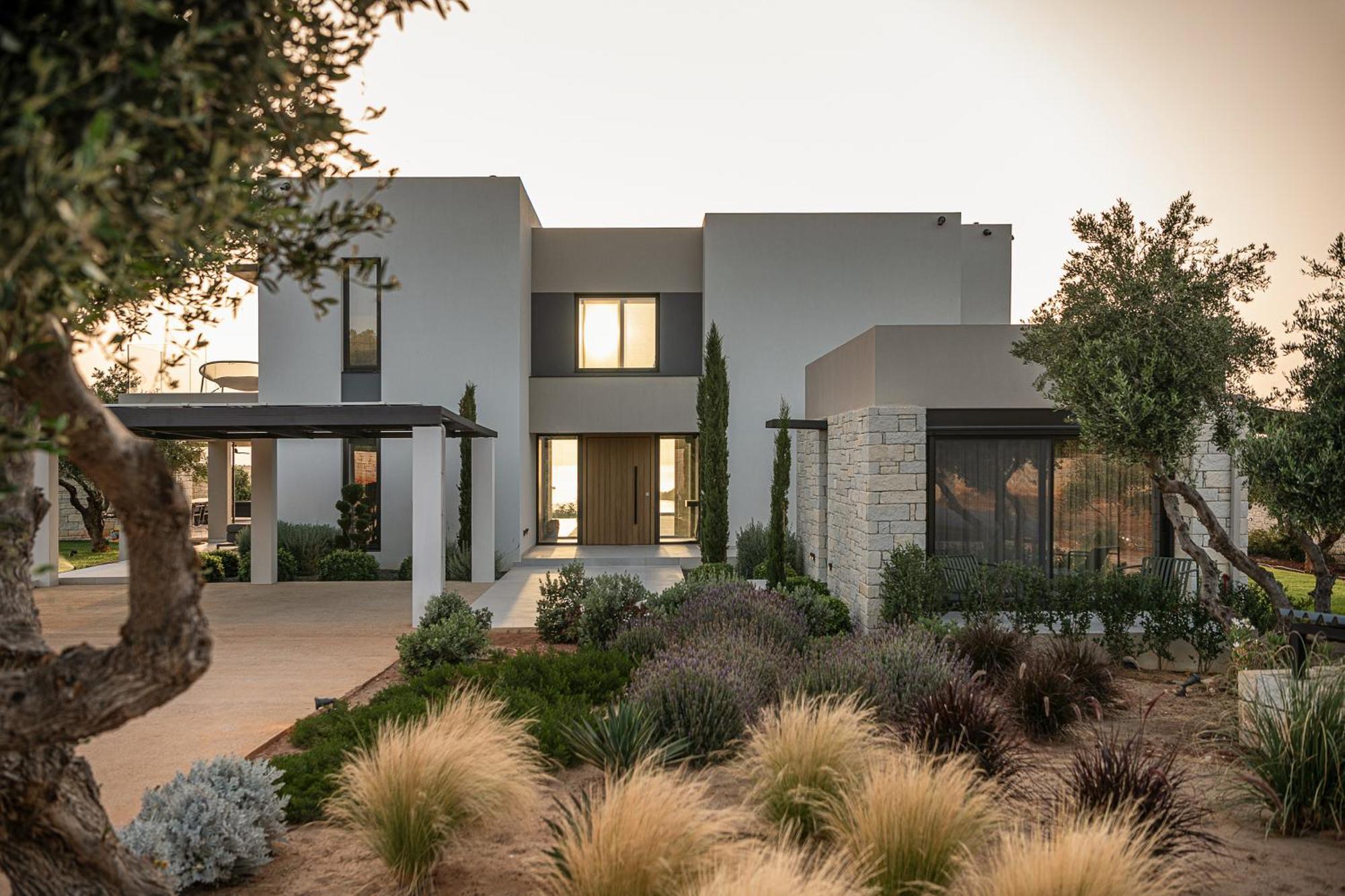 Searenity Villa *