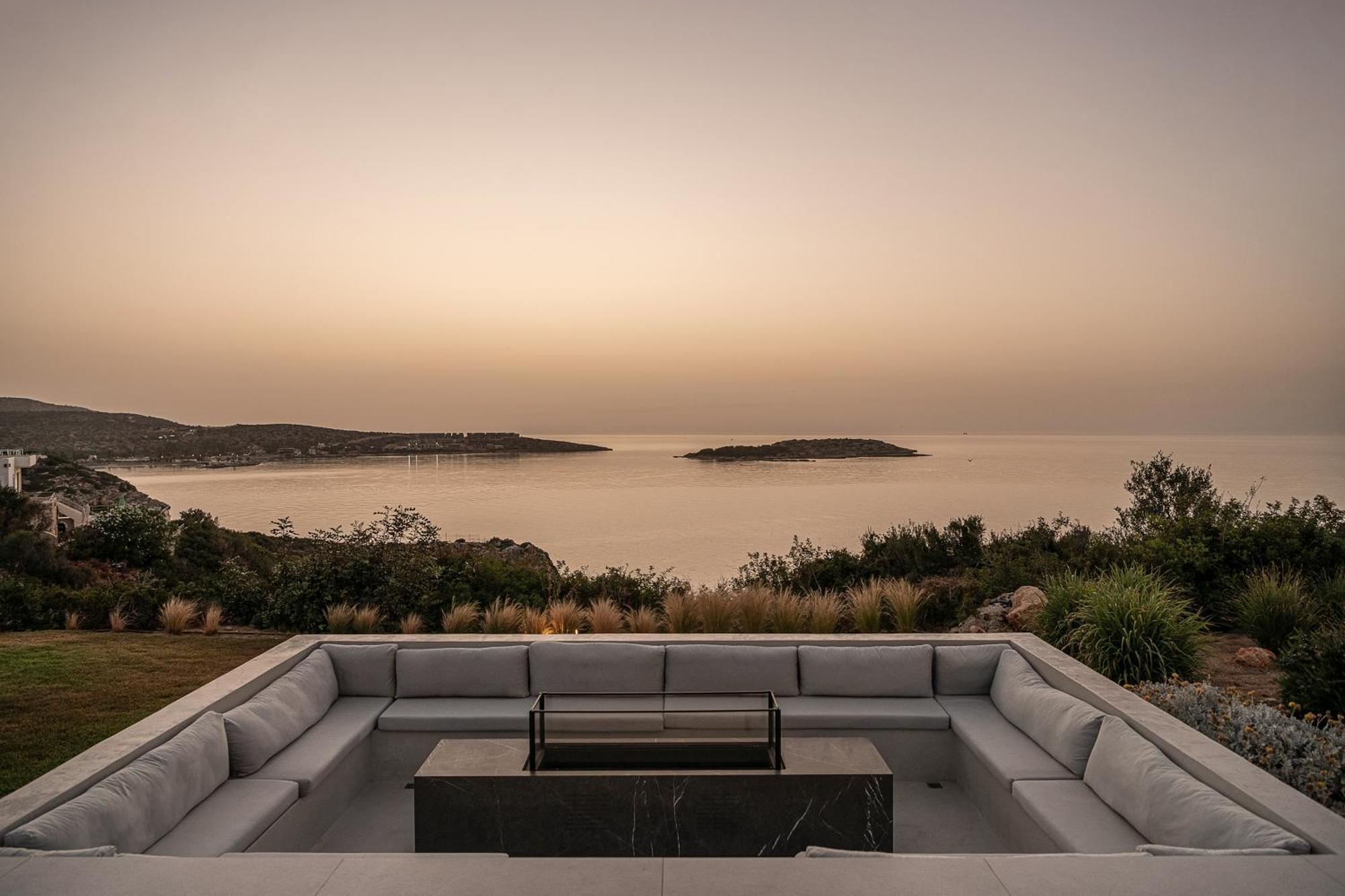 Searenity Villa *