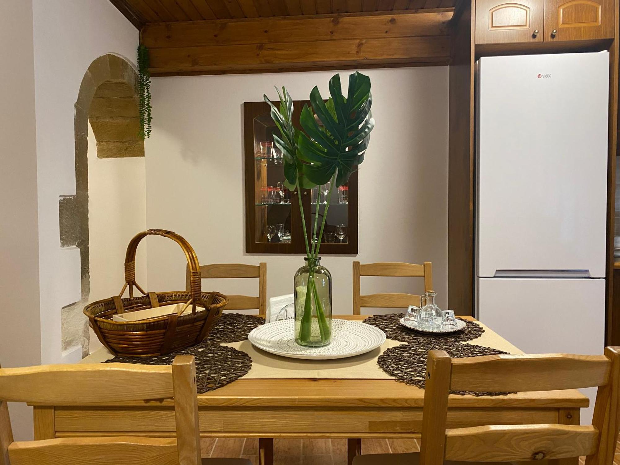 Skaros Holiday home