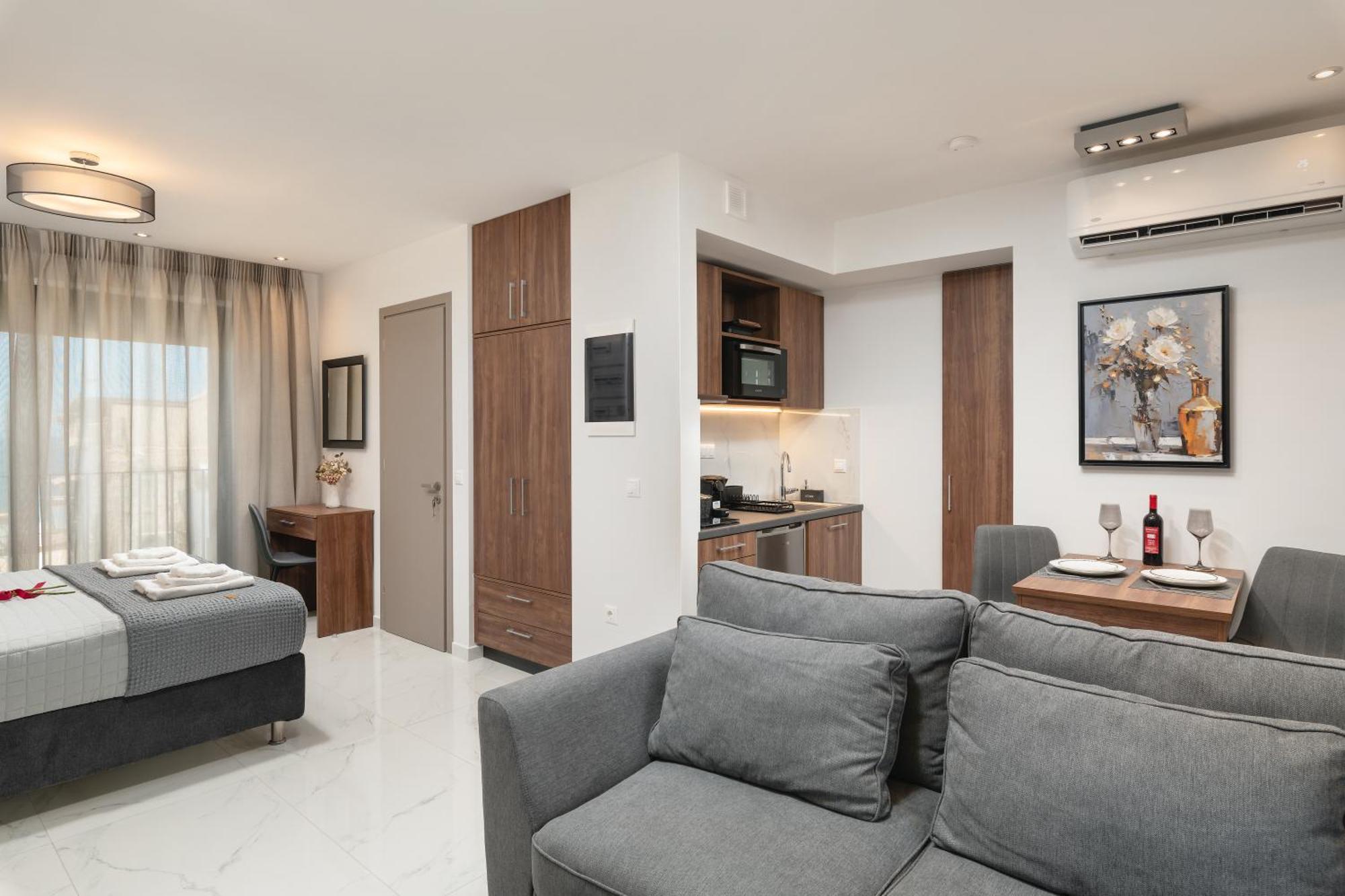 The Sandgate Elegant Studio, Chania Seaside Apartment