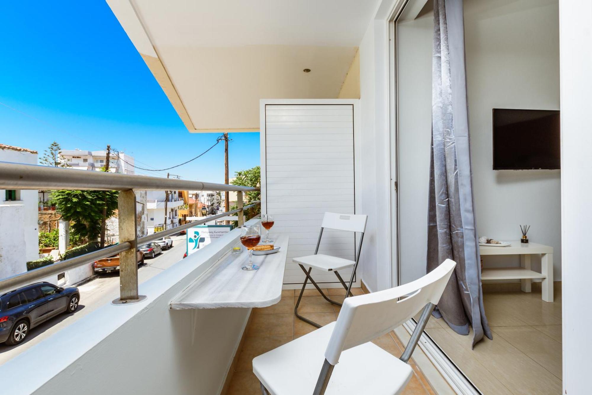 Apartment Ferenikis