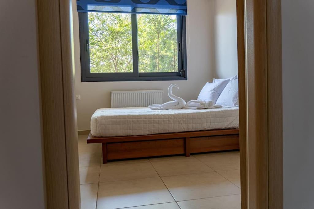 Maisonette With Exclusive Private Parking Chania (Crete)