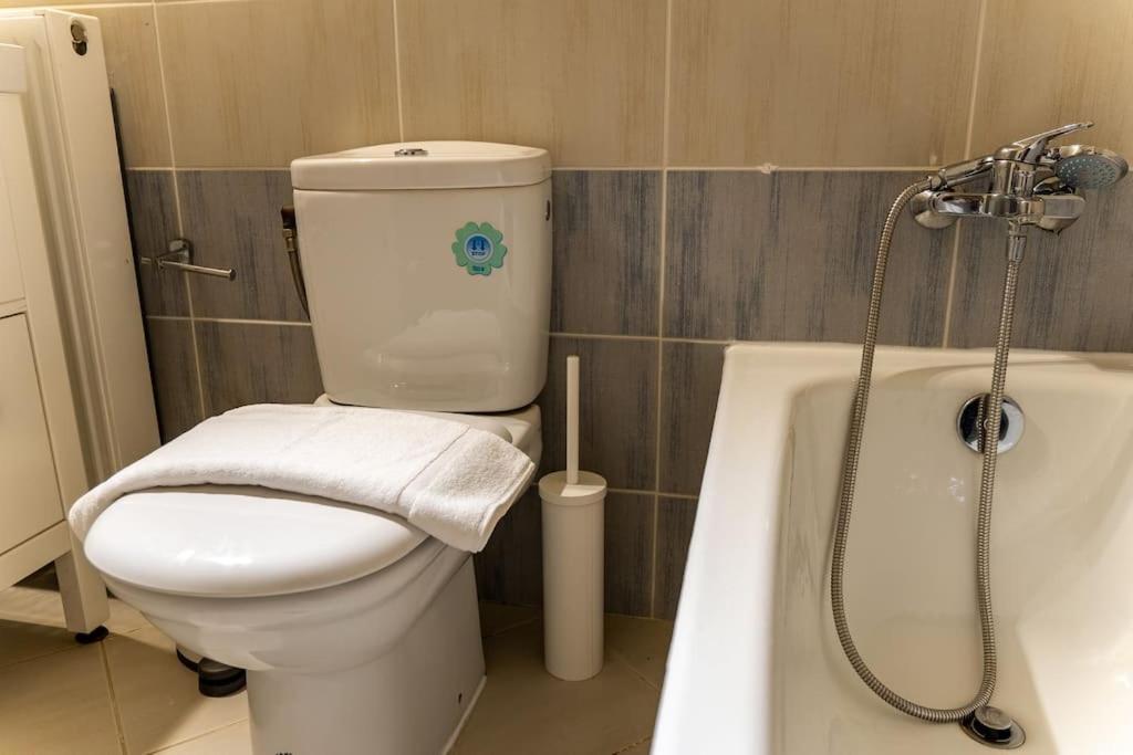 Maisonette With Exclusive Private Parking Villa *