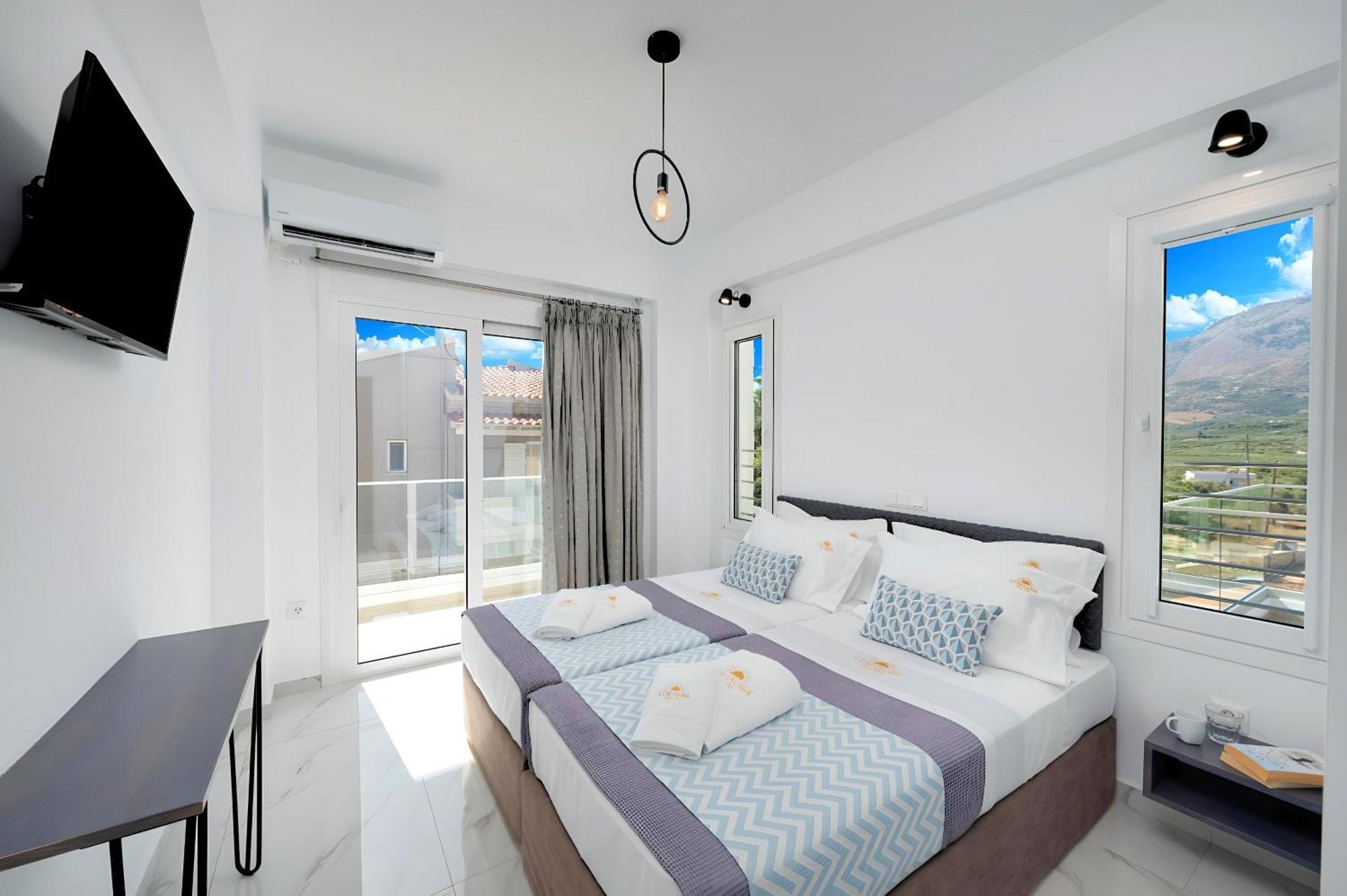 Luminosa Luxury Villa