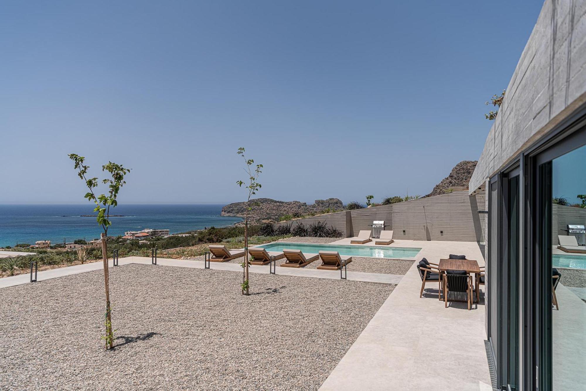 Alba Cave Villa