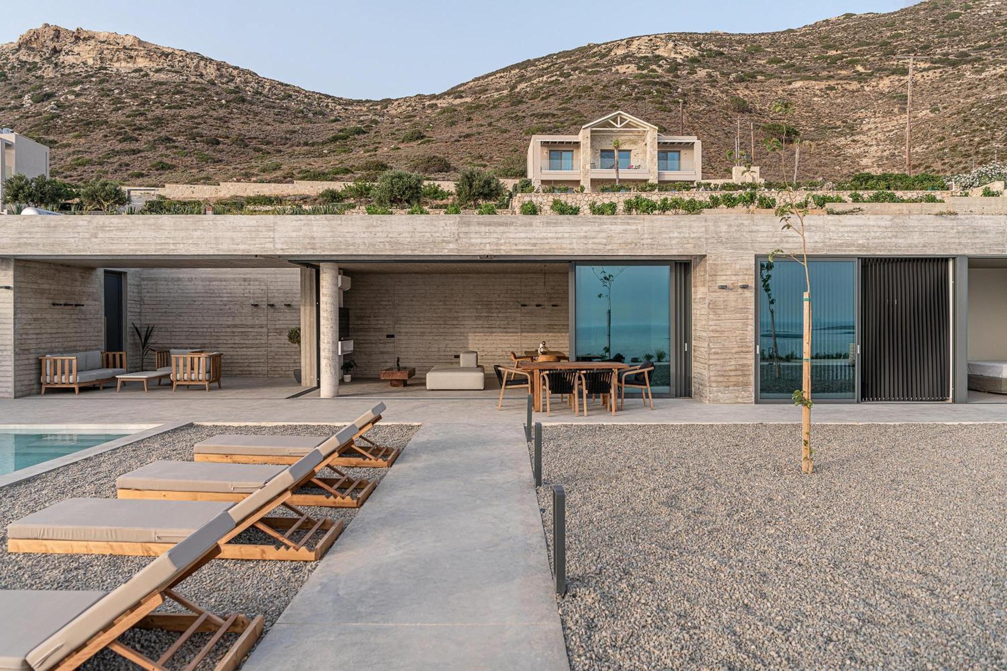 Alba Cave Villa