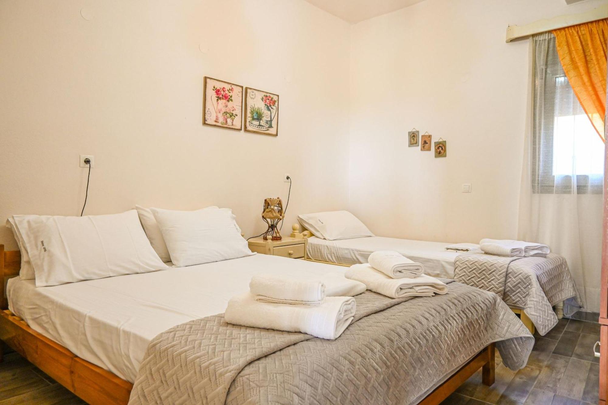 Apartment Stone Gea Up Floor Chania (Crete)