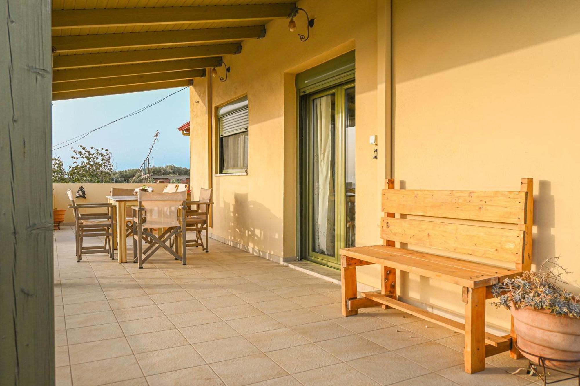 Stone Gea Up Floor * Chania (Crete)