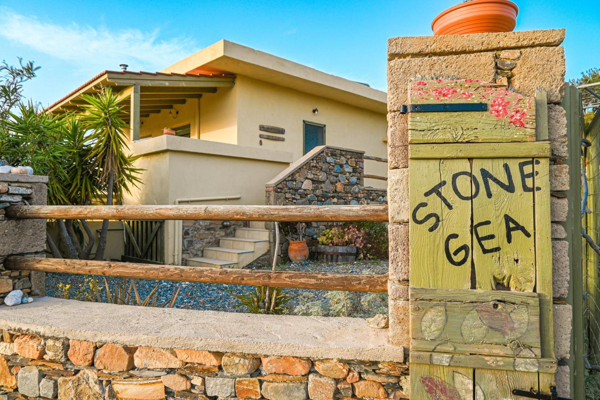 Stone Gea Up Floor Apartment Chania (Crete)