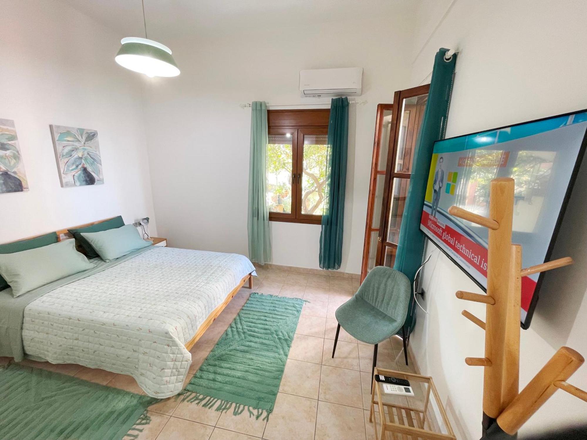 Naos-sea Front Vacation By Chania Center
