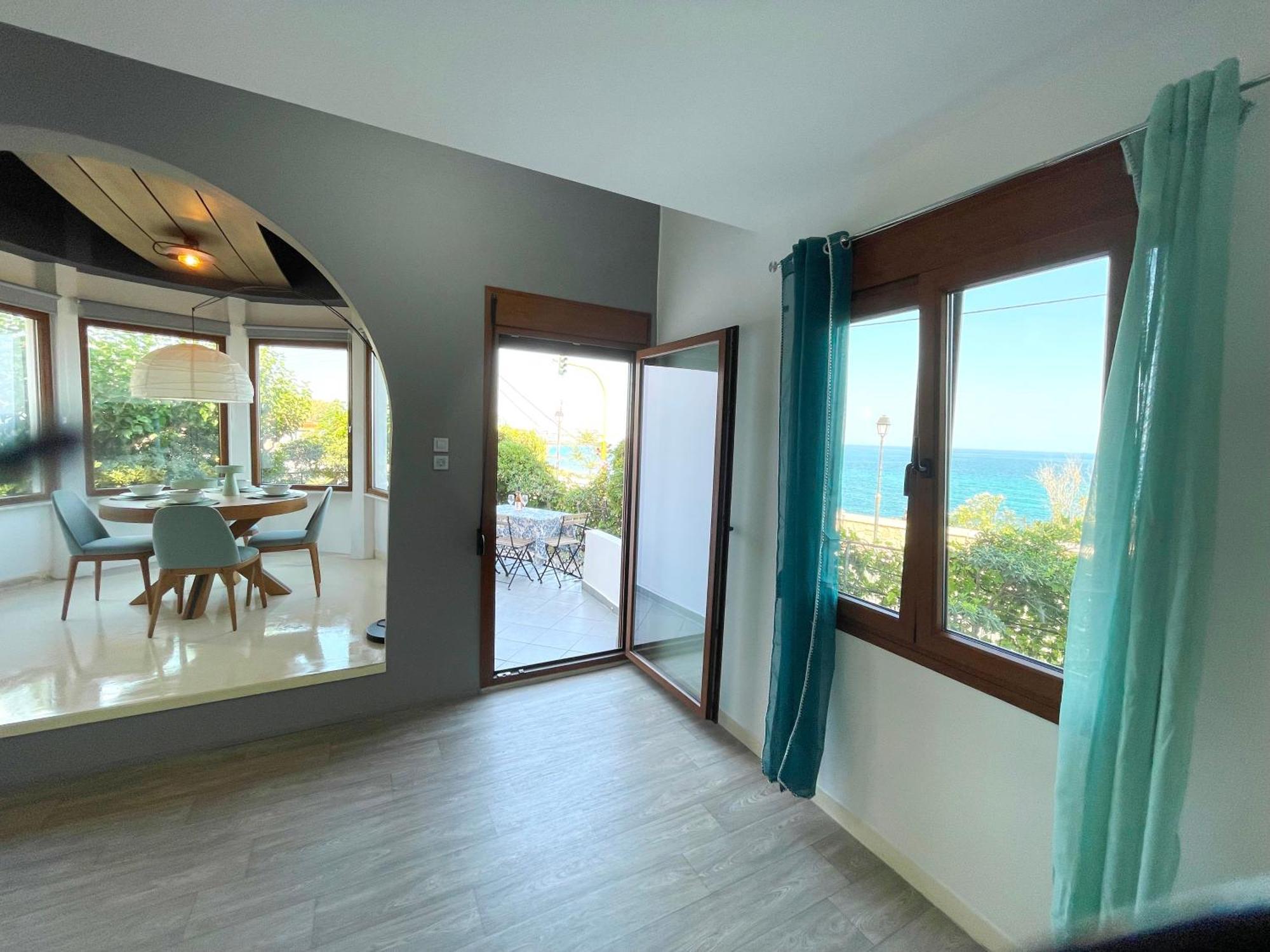 Holiday home Naos-sea Front Vacation By Chania Center
