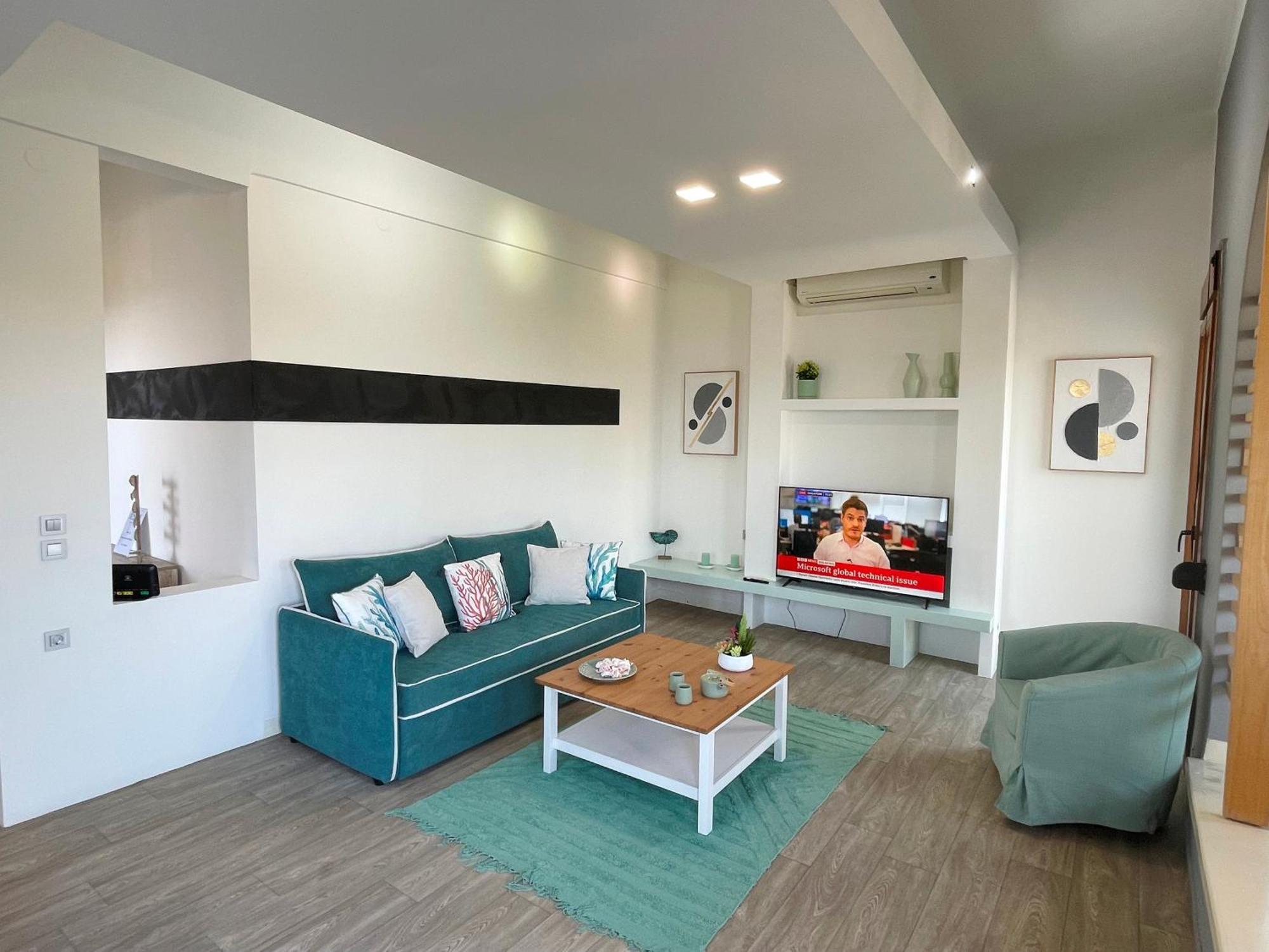 Naos-sea Front Vacation By Chania Center *
