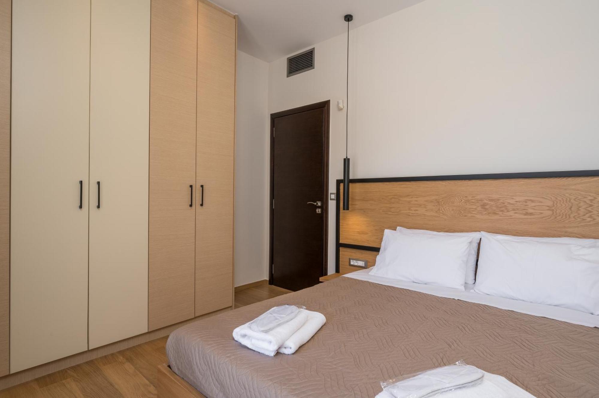 Villa Wisdom - Elegant & Homely With Pool, Galatas