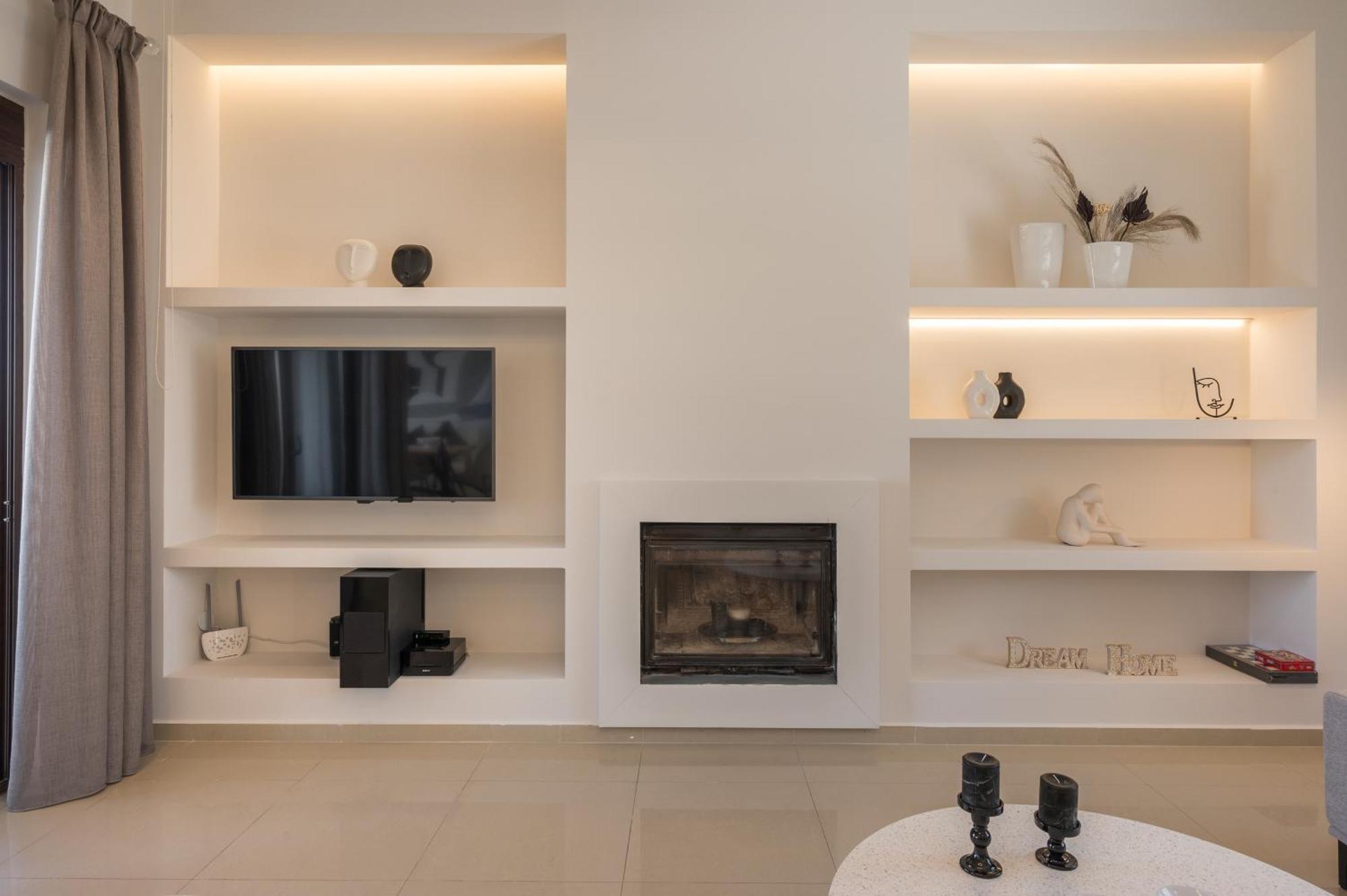 Wisdom - Elegant & Homely With Pool, Galatas * Chania (Crete)