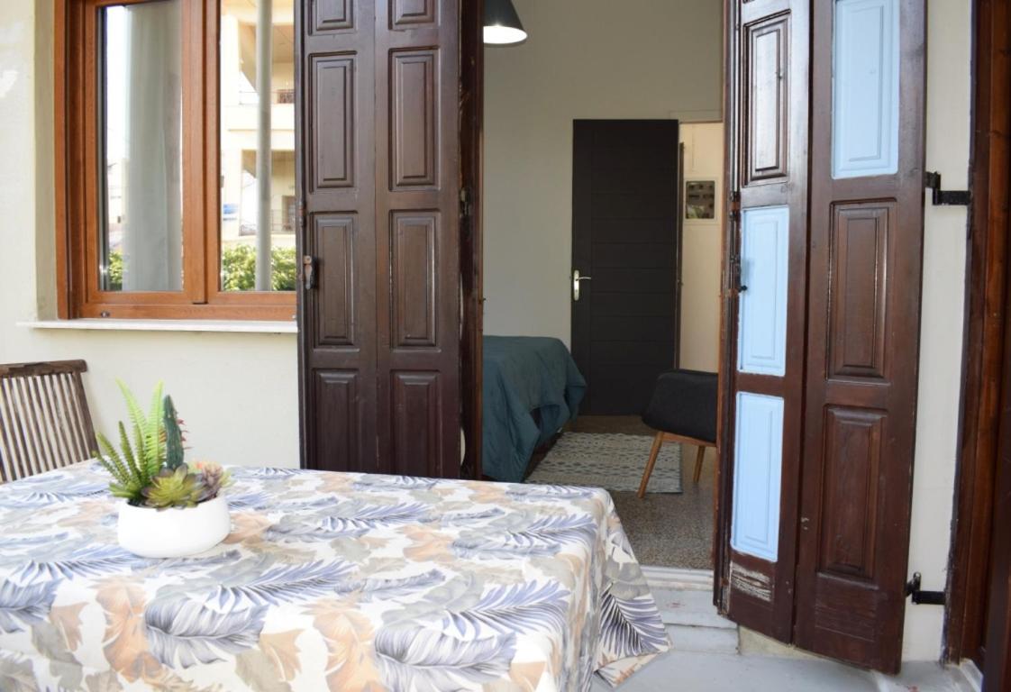 Naos-sea Front Vacation By Chania Center * Chania (Crete)