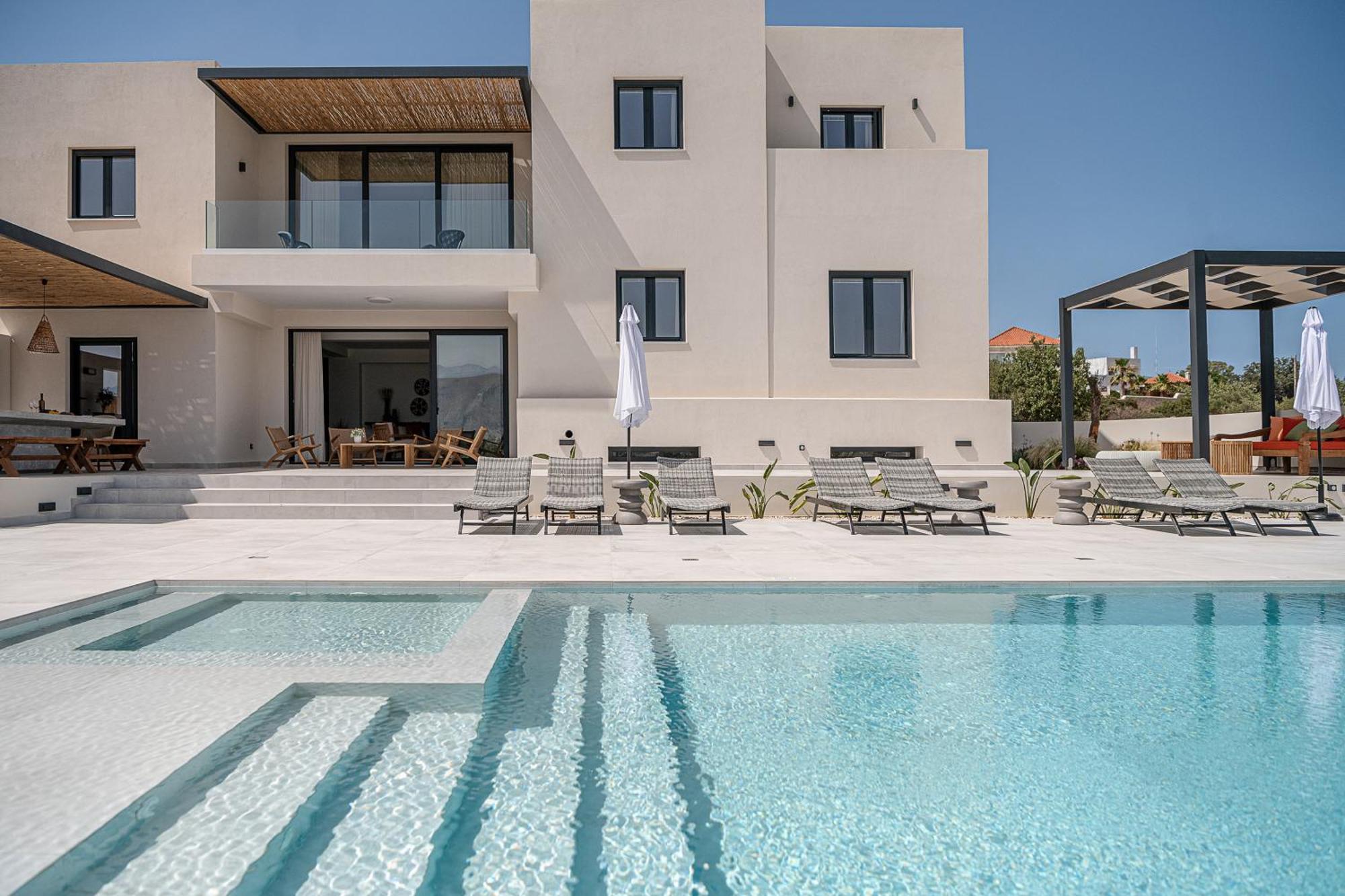 Nemia Luxury
