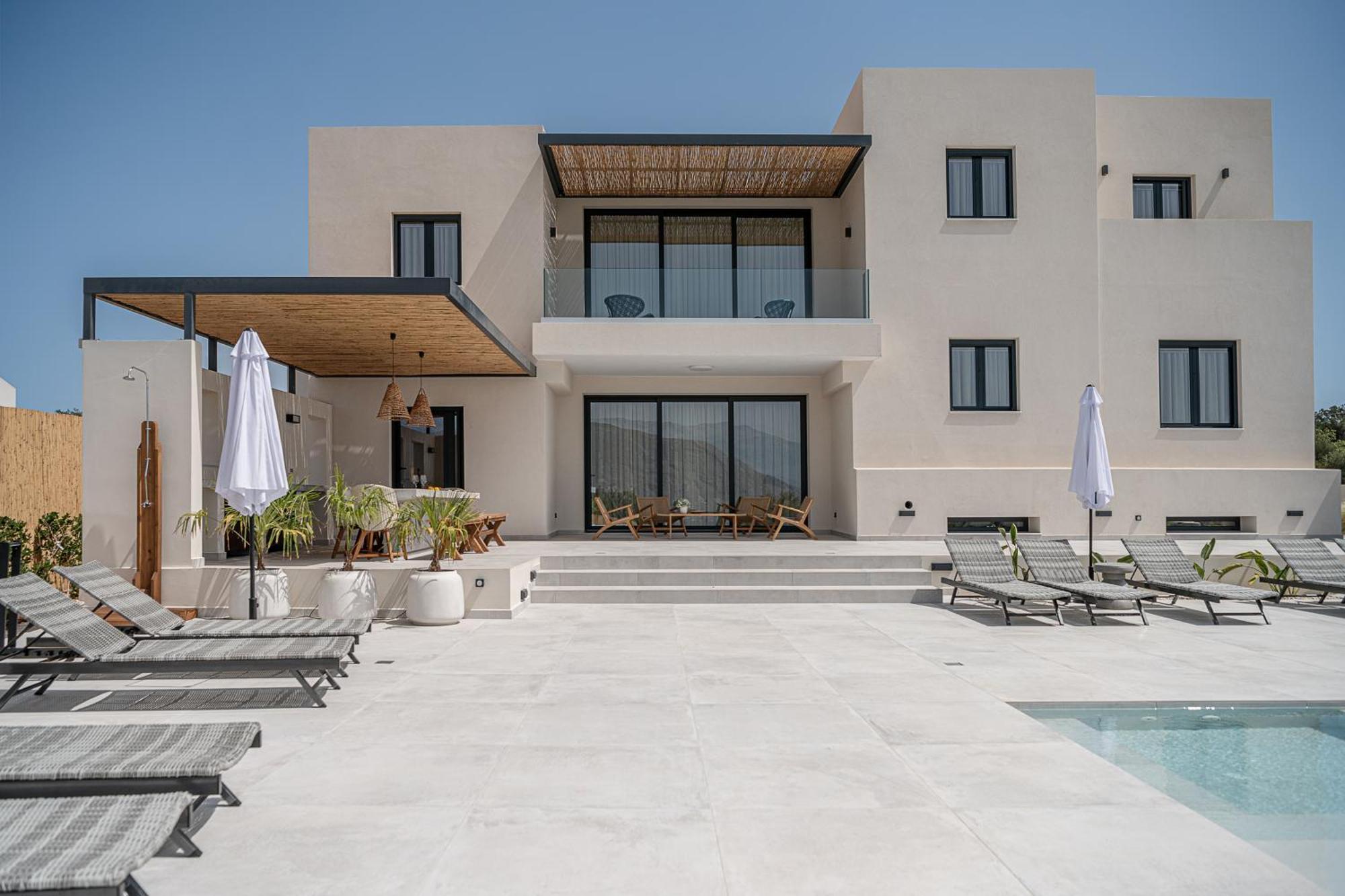 Nemia Luxury