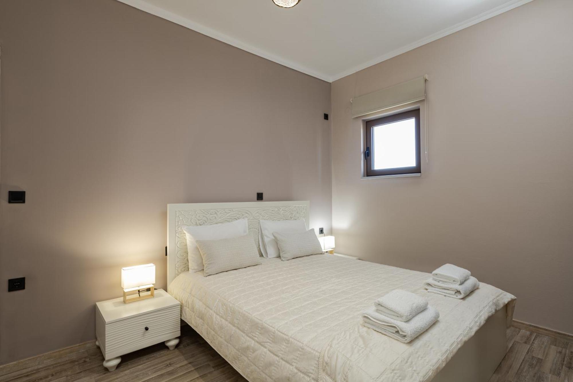 Premium Evangelia Apartment