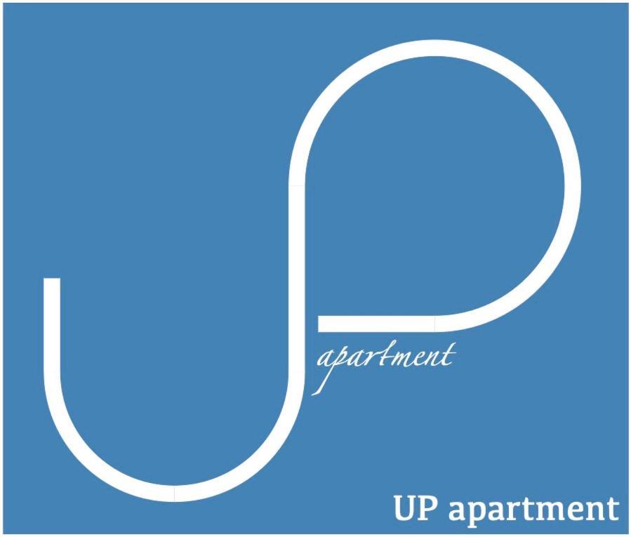 Apartment Upapartment