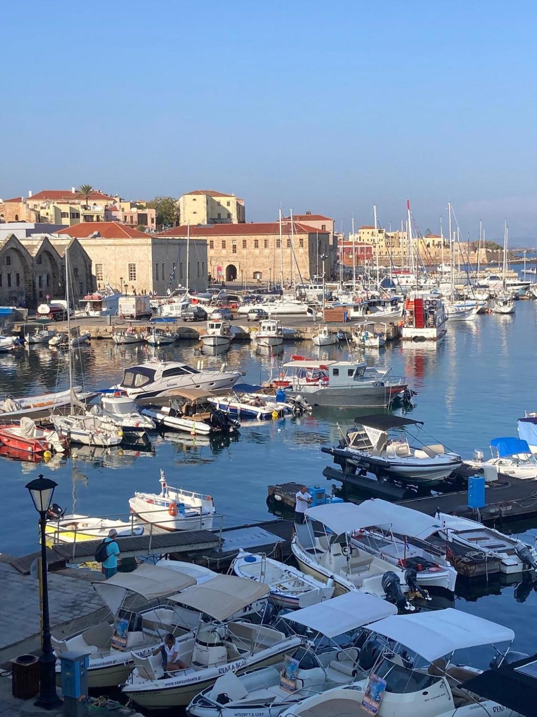 Porto Chania Guest house