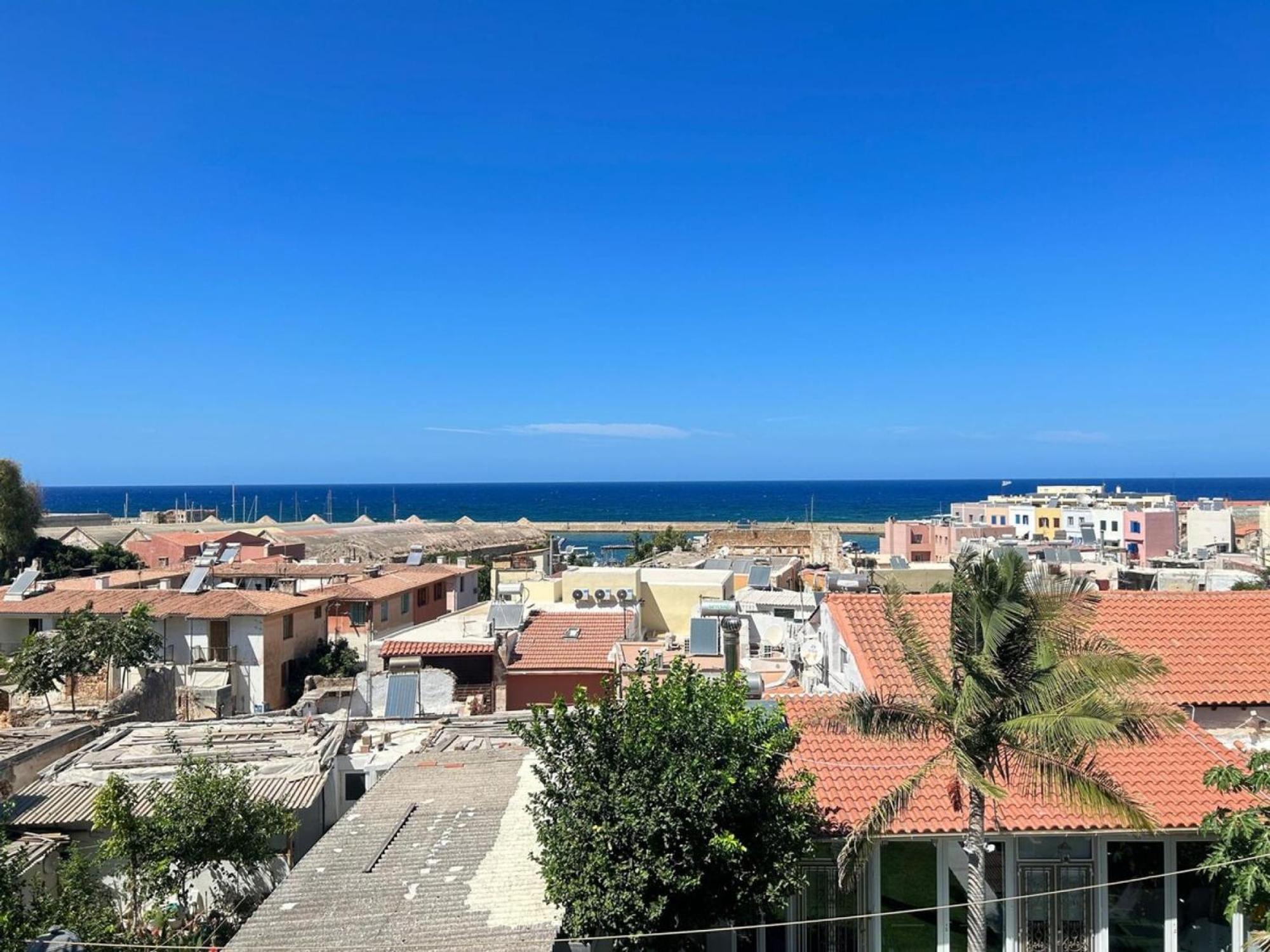 Venetian Kamara In Old Town Chania *