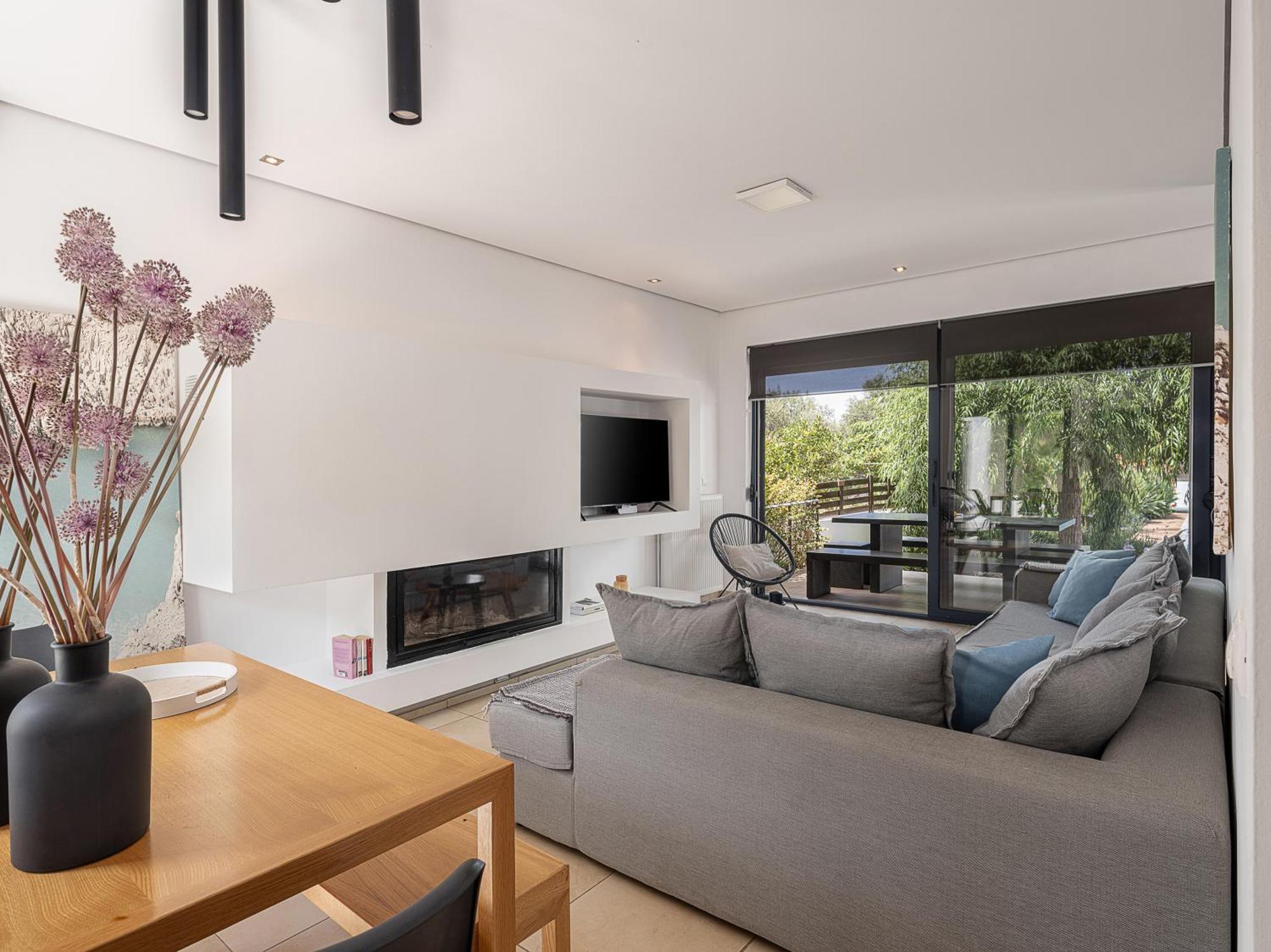 Seametry Luxury Living