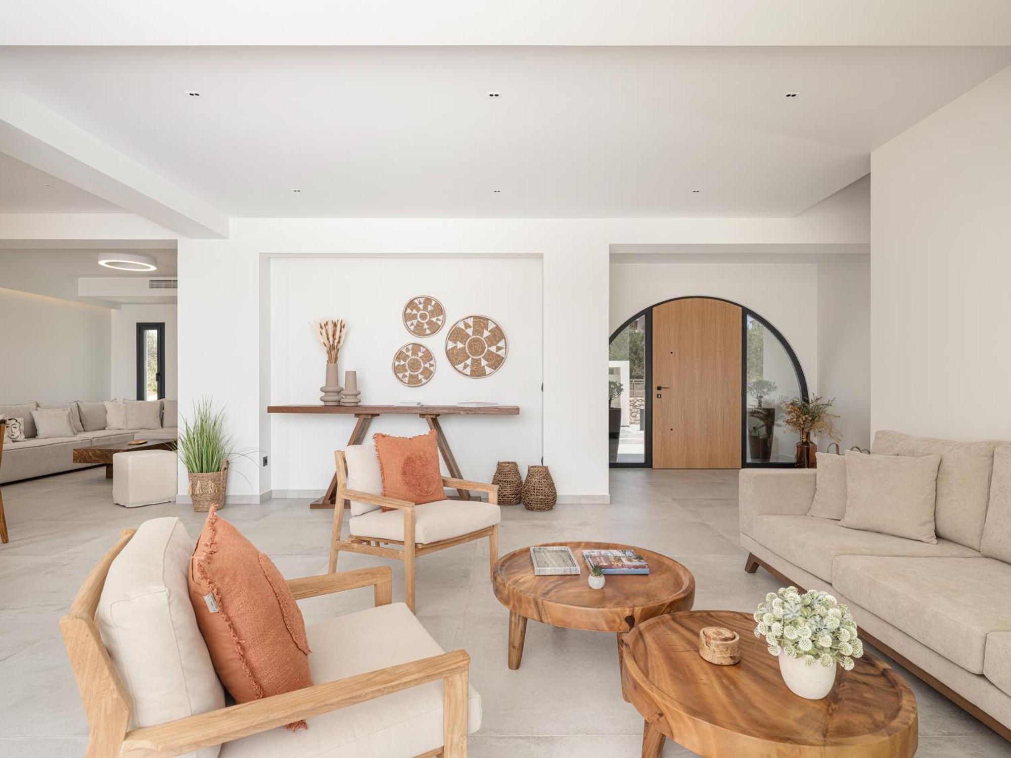 Nemia Luxury *