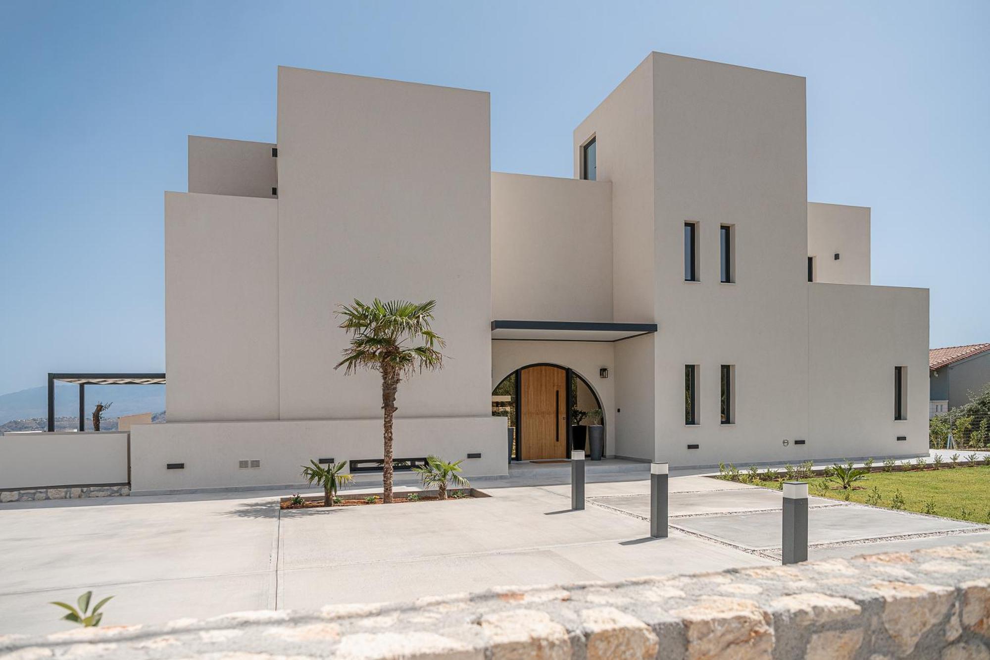 Nemia Luxury Villa