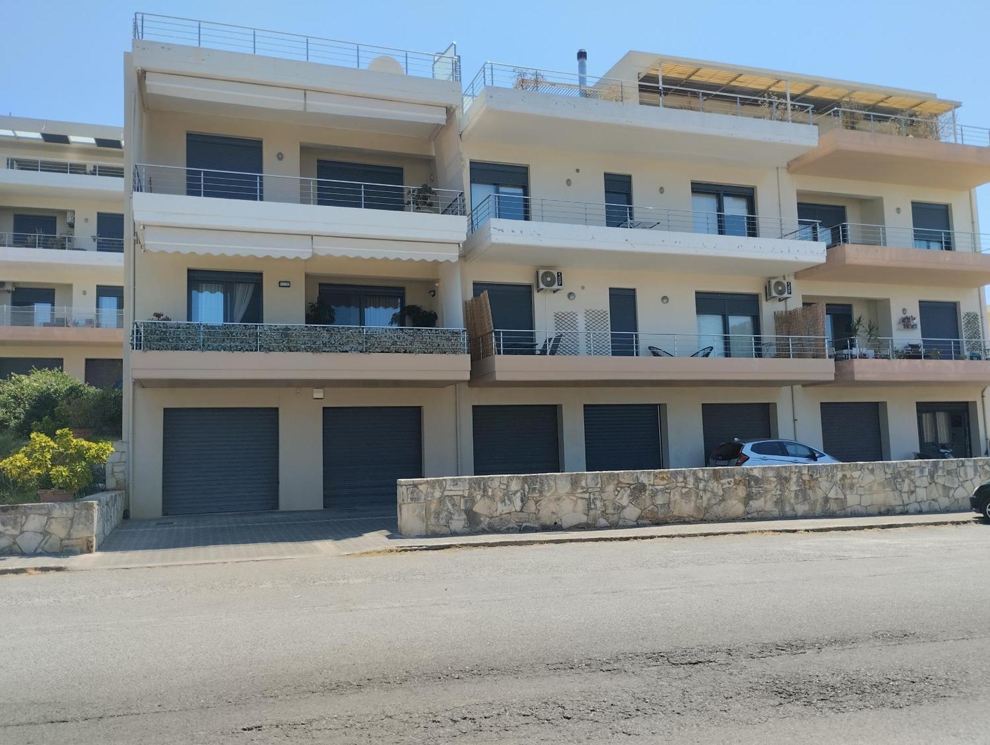 Zoe's Luxury - Private Parking Chania (Crete)