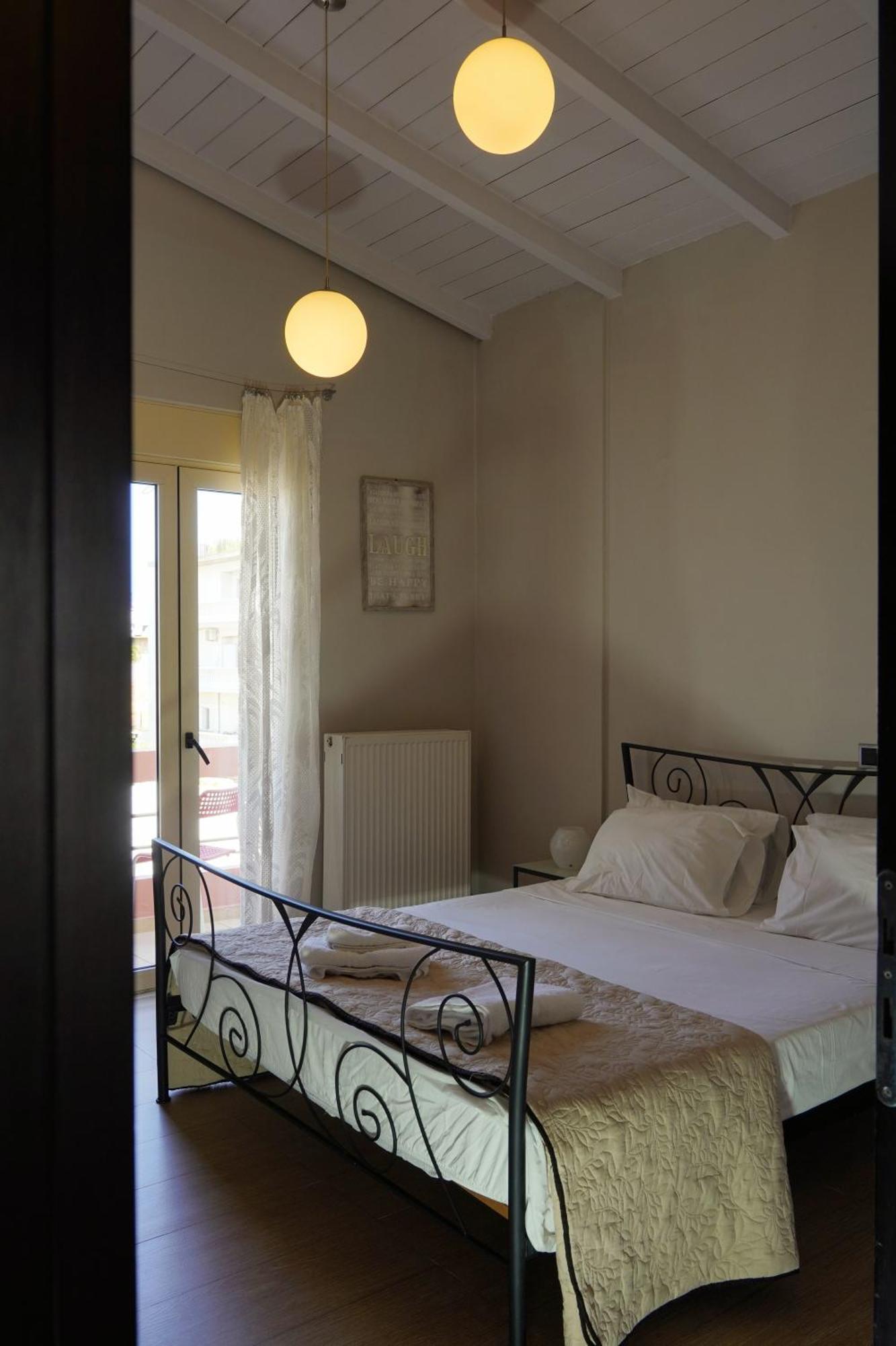 Zoe' S Place In Chania Apartment