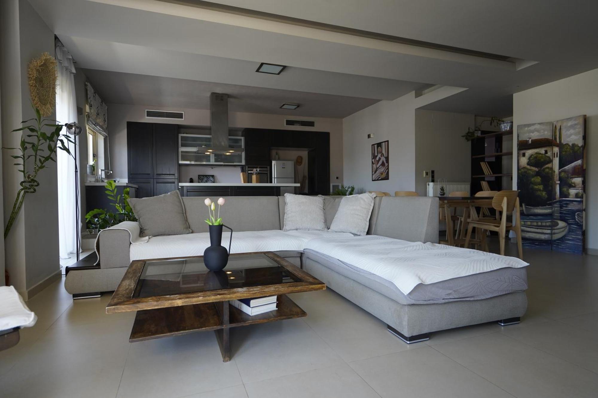 Zoe' S Place In Chania *