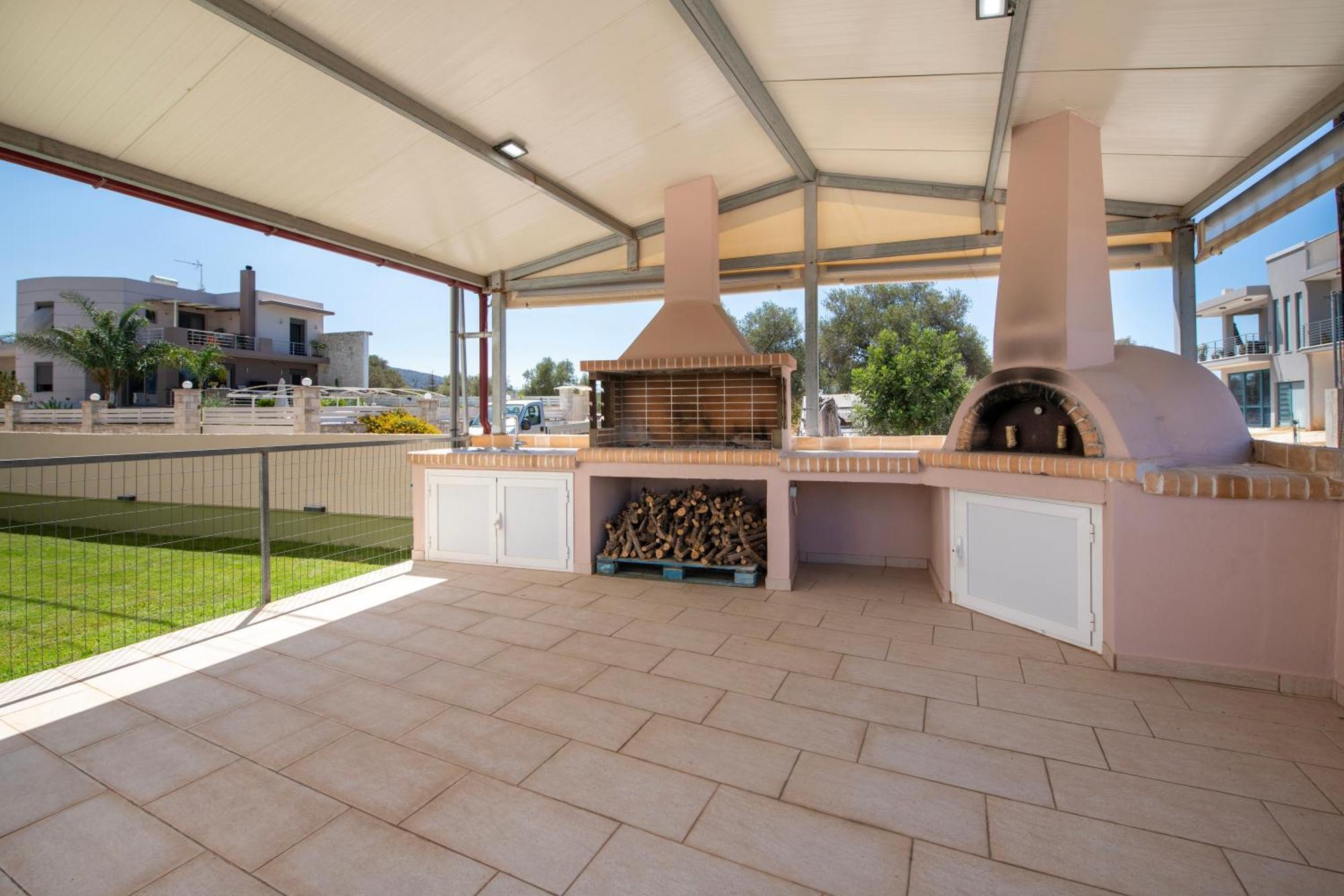 Kalopsia Luxury Near Chania *
