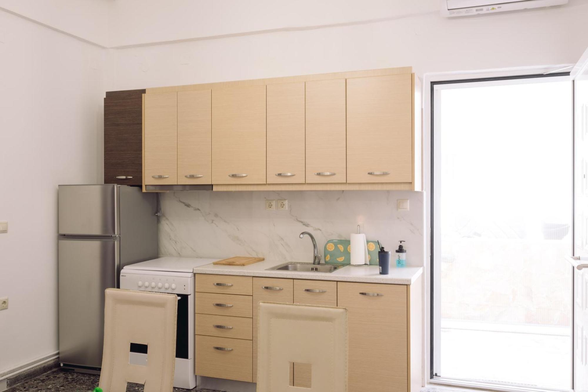 Koumbes Apartment *