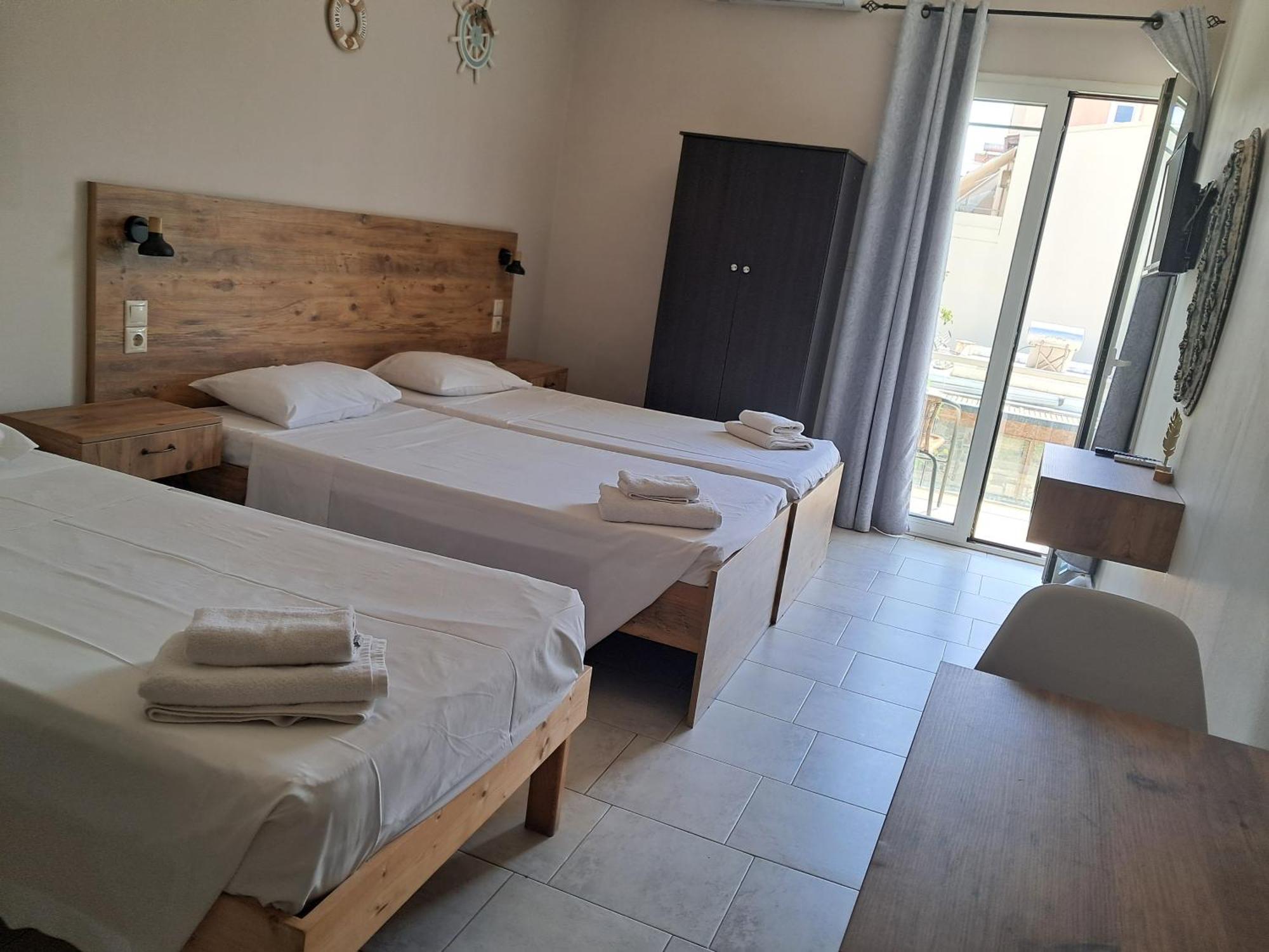 Poppy Beloni Aparthotel