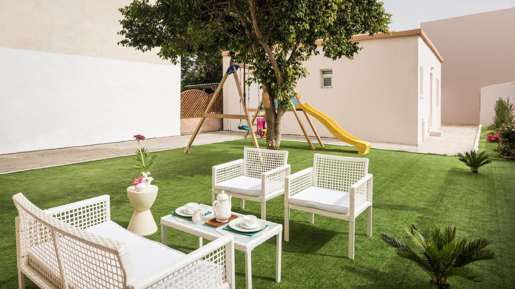 Garden Luxury