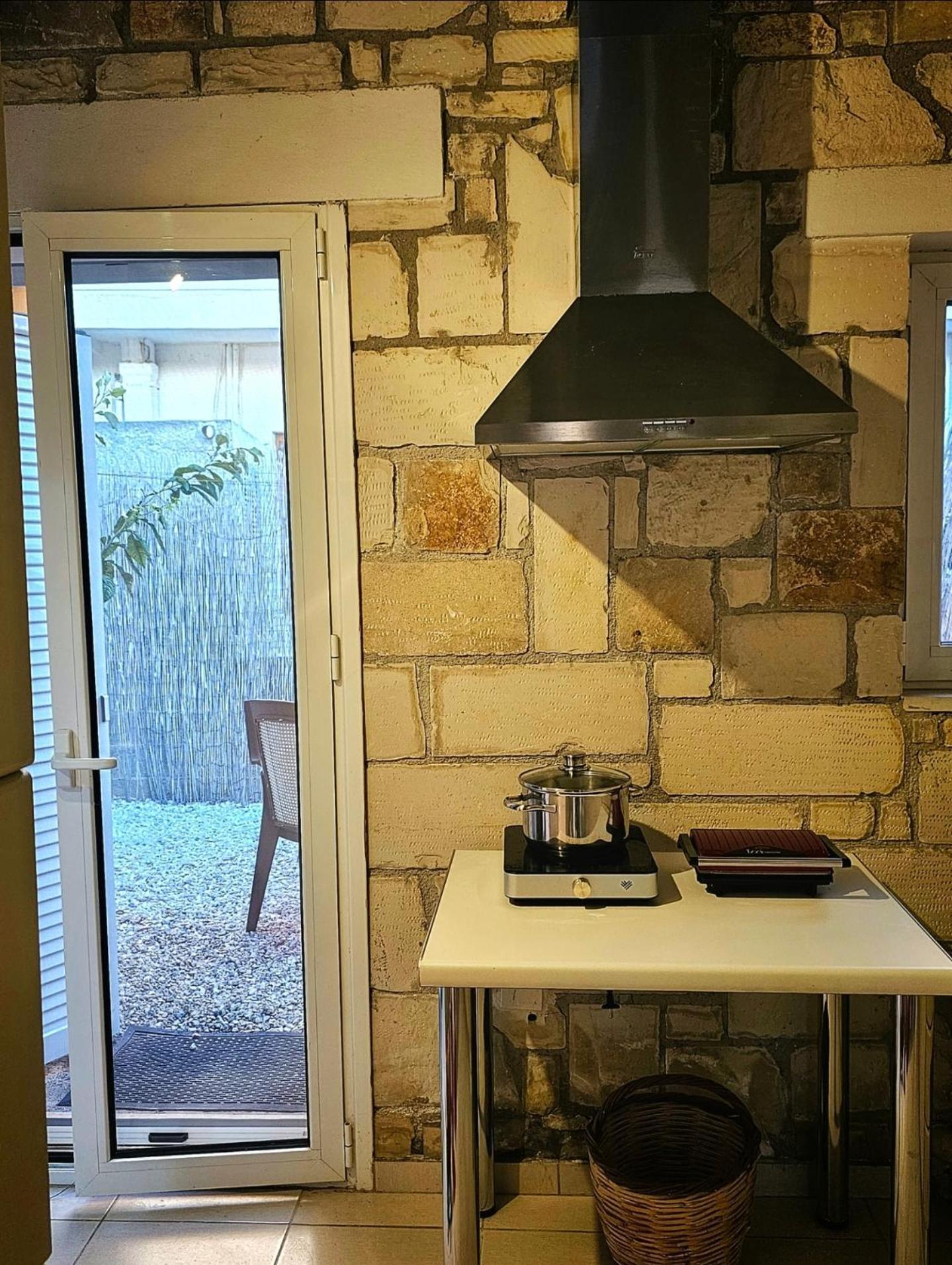 Mimoza Apartment