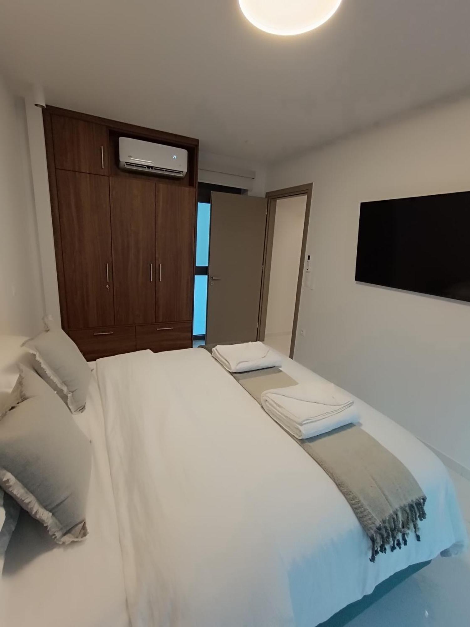 The Athena Apartment, Chania Seaside Chania (Crete)