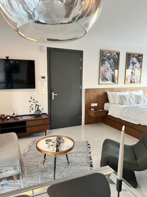 Appartement Hermes - In The Just Steps To The Sea! *