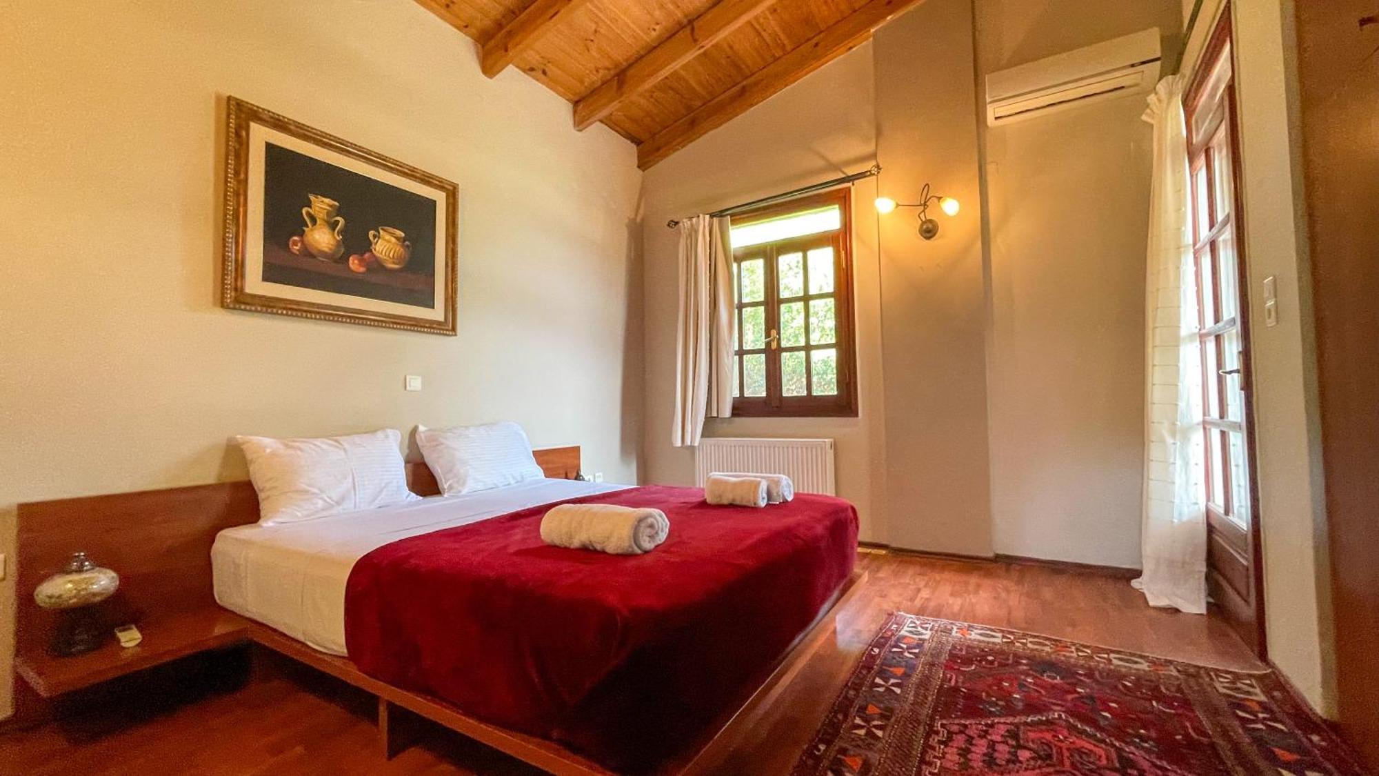 Skine With Private Pool And Garden Villa *